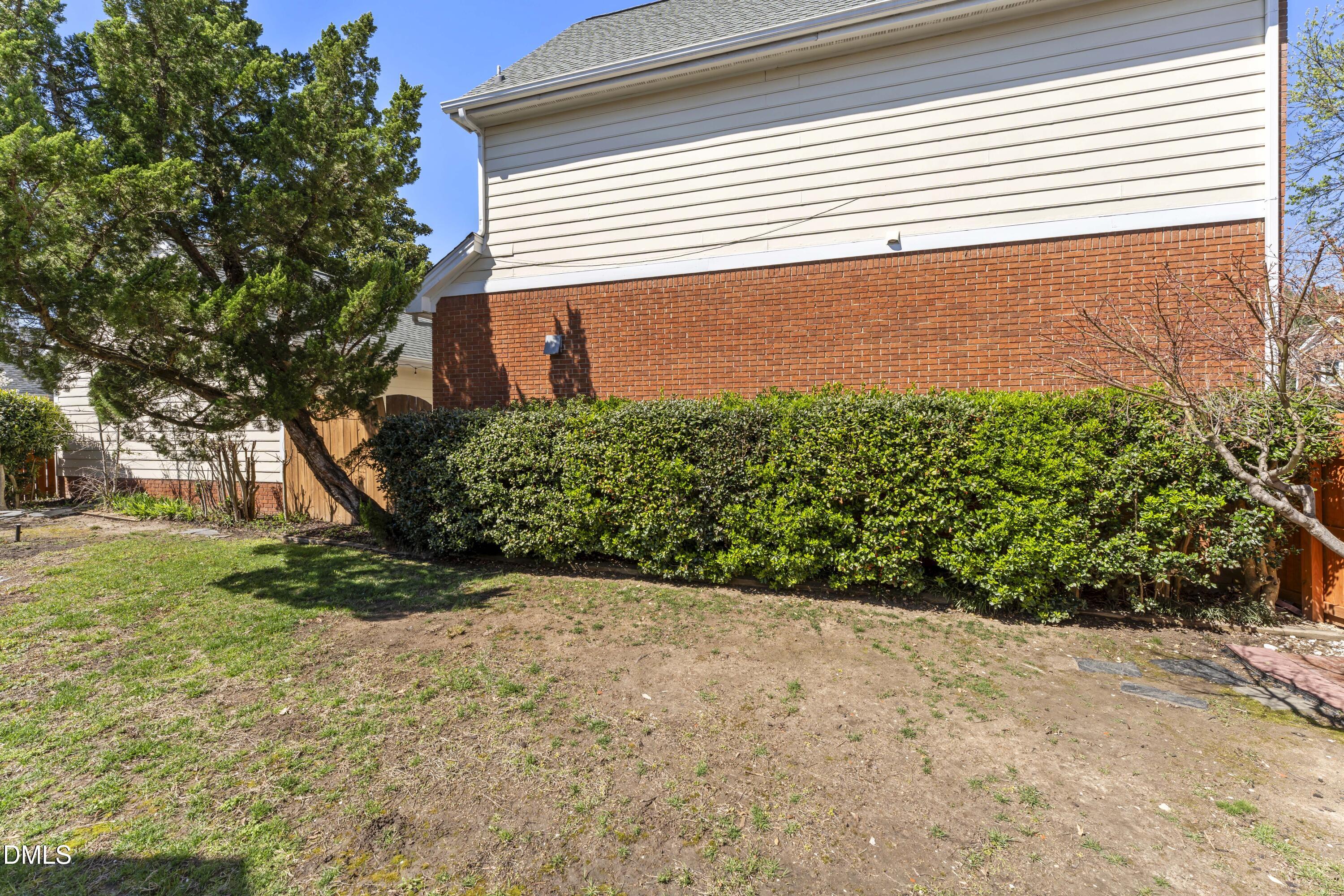 107 Crestpoint Court Property Photo 46