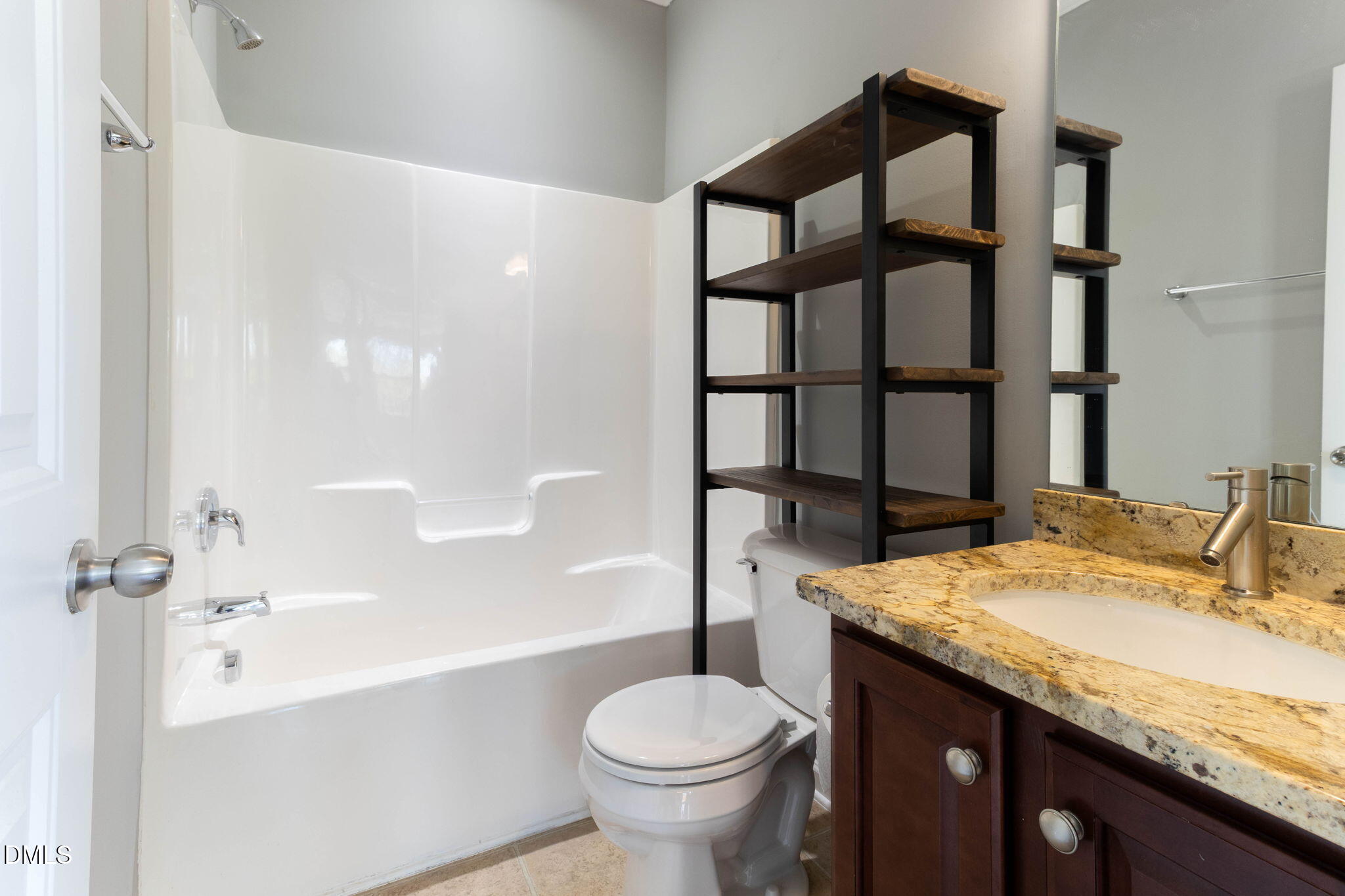 14303 Foxcroft Road Property Photo 9