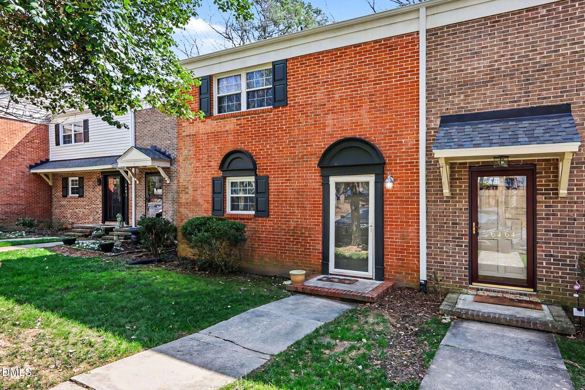 6407 New Market Way Property Photo 2