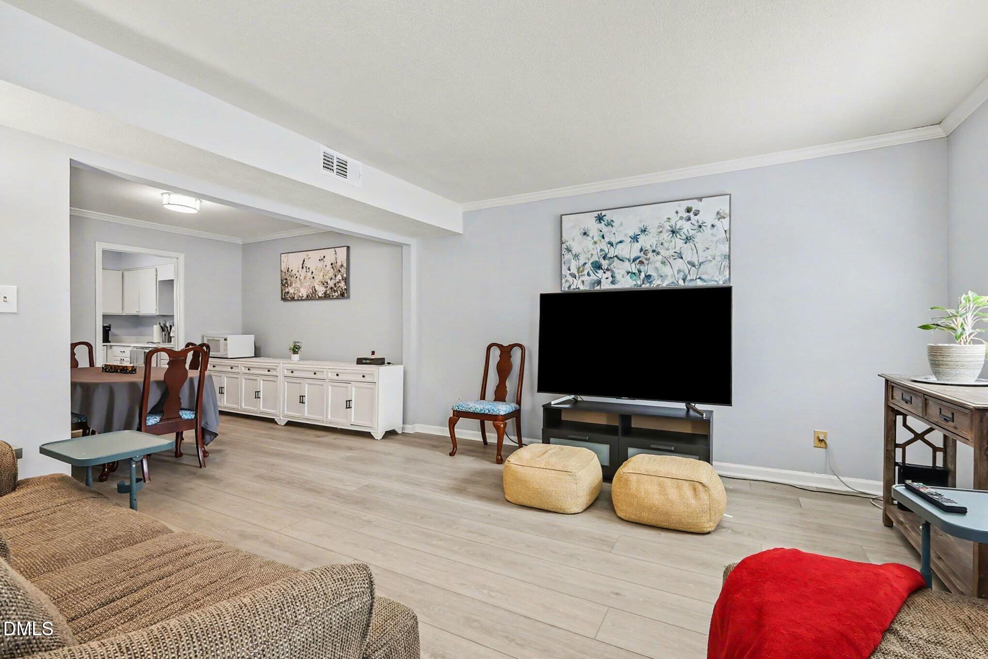 6407 New Market Way Property Photo 7