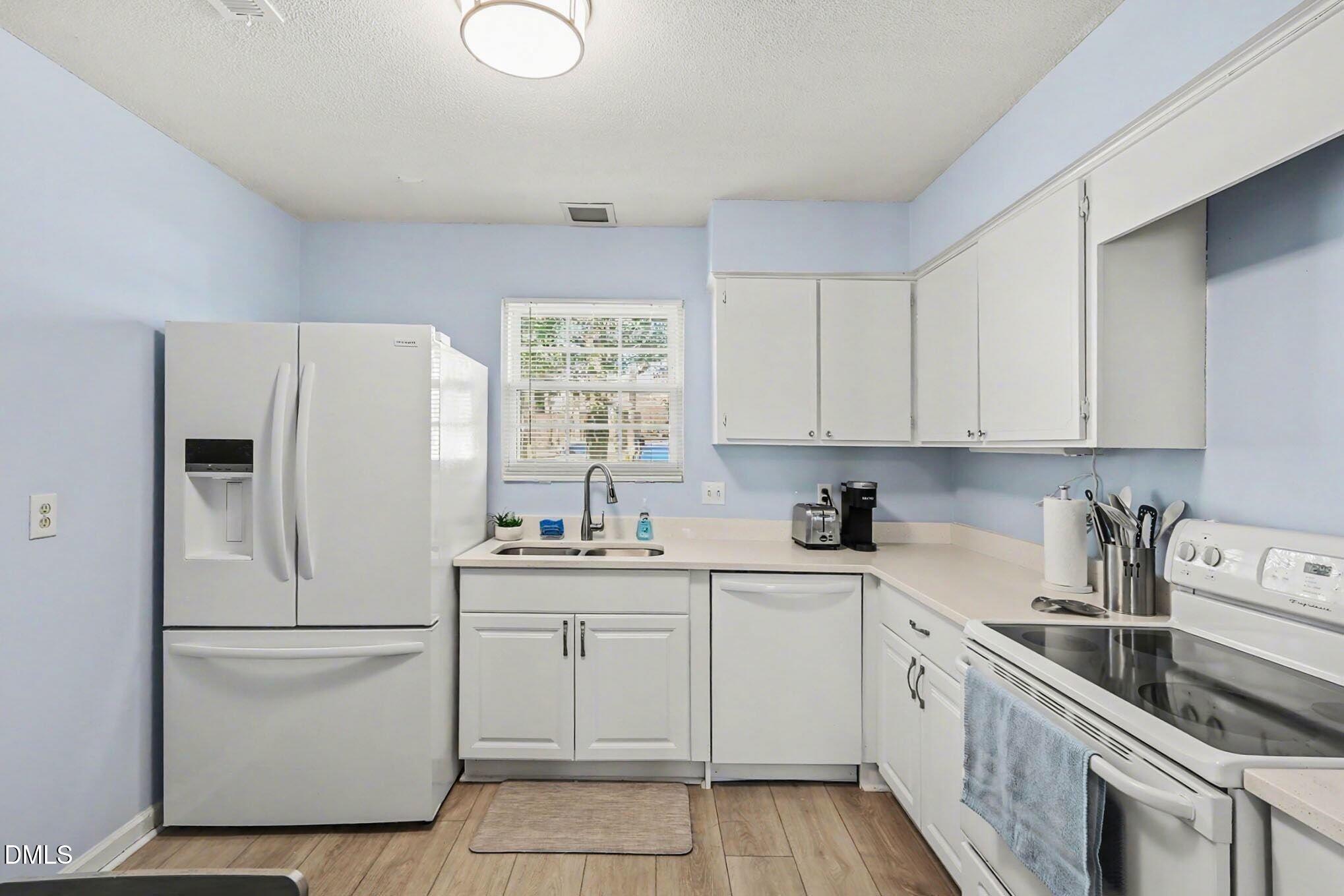 6407 New Market Way Property Photo 10