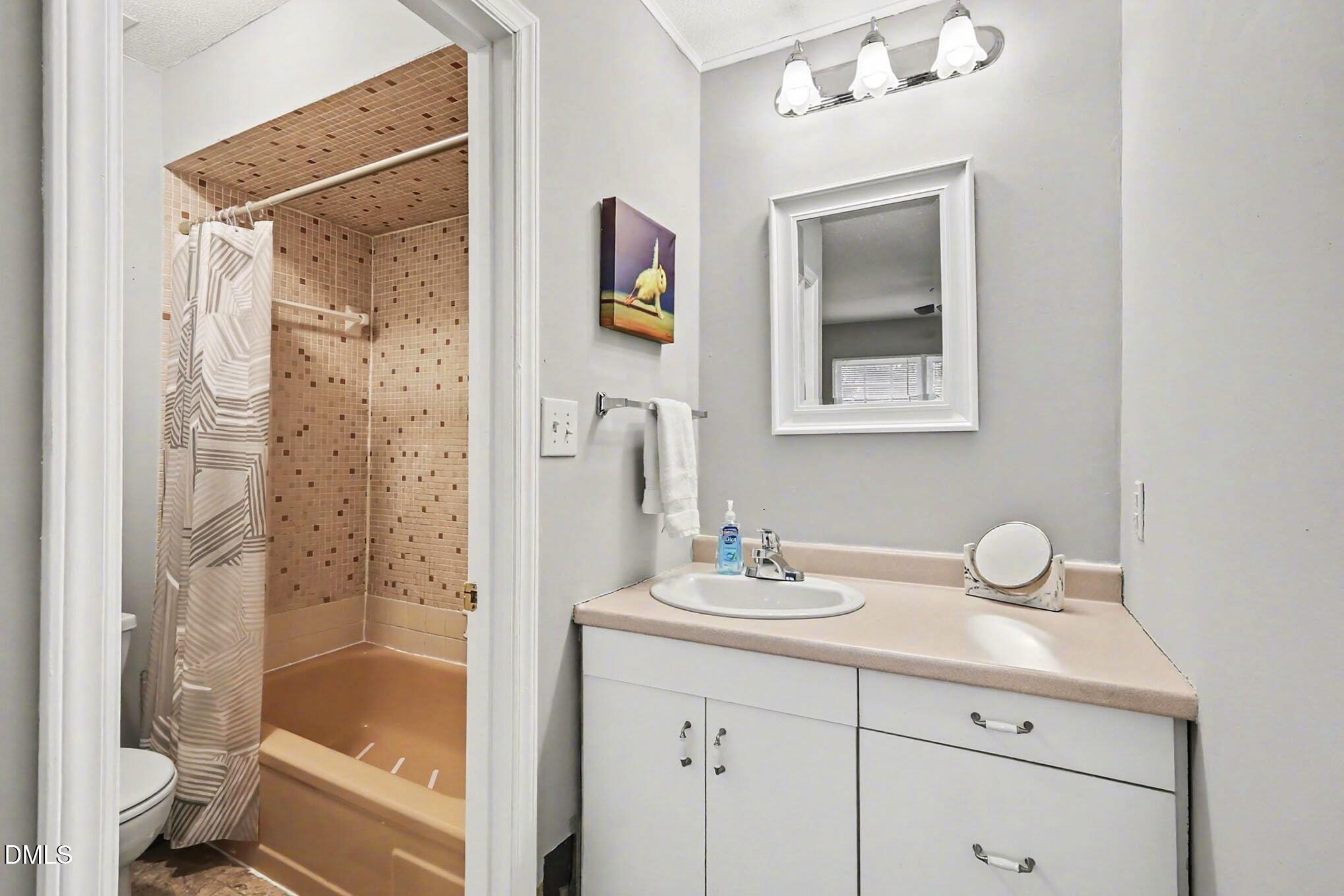 6407 New Market Way Property Photo 16