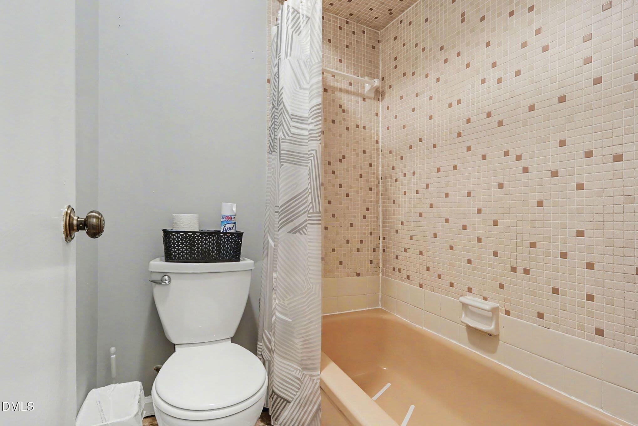 6407 New Market Way Property Photo 17