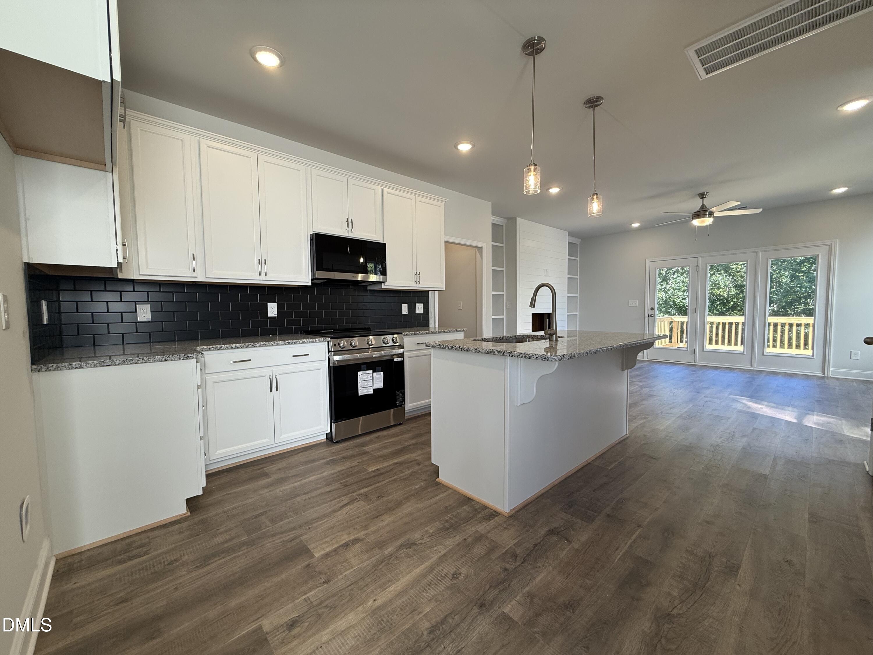 121 Cinnabar Street Property Photo 4