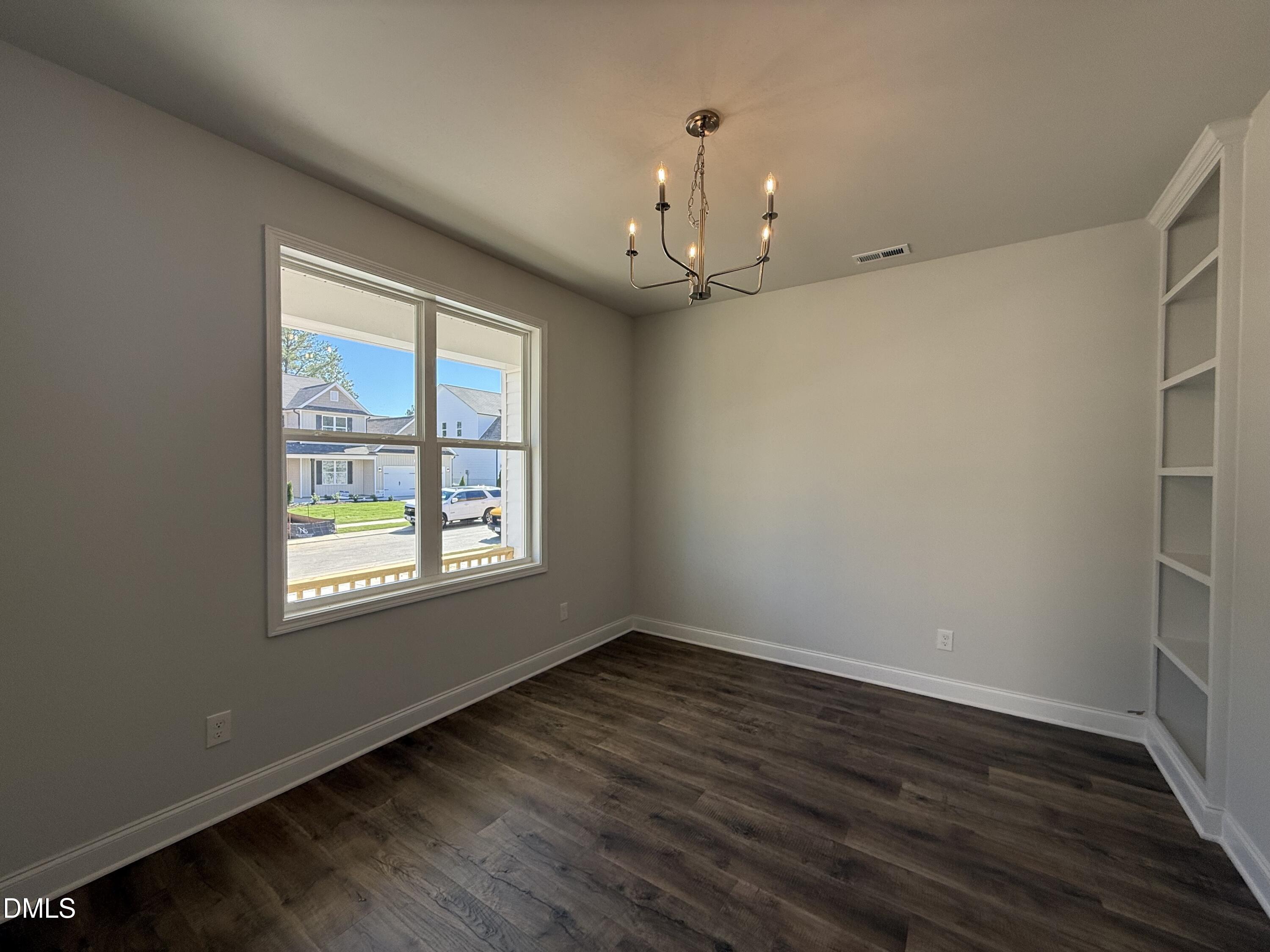 121 Cinnabar Street Property Photo 5