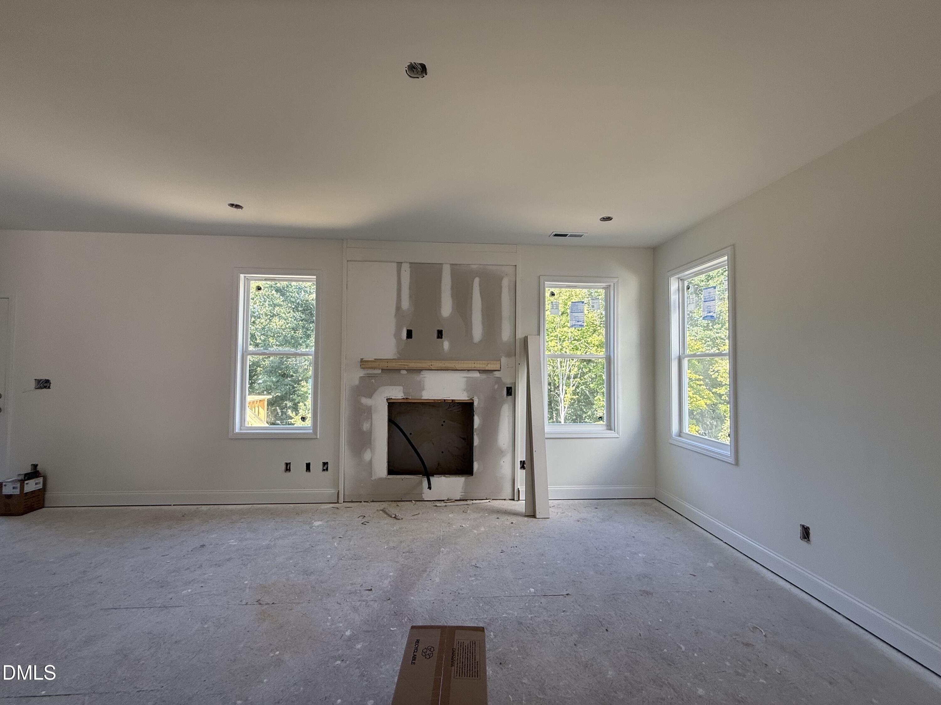 125 Cinnabar Street Property Photo 4