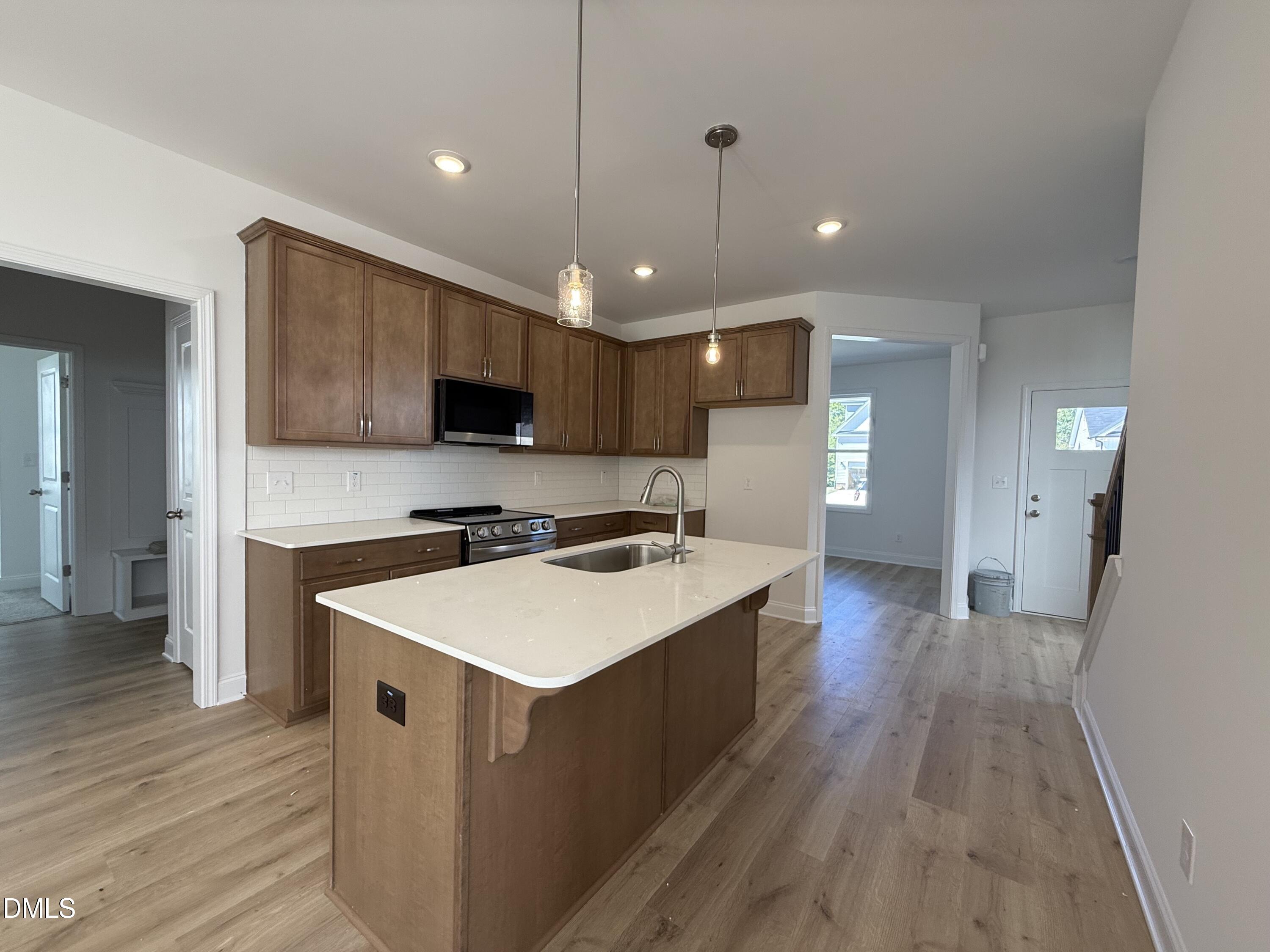 114 Cinnabar Street Property Photo 3