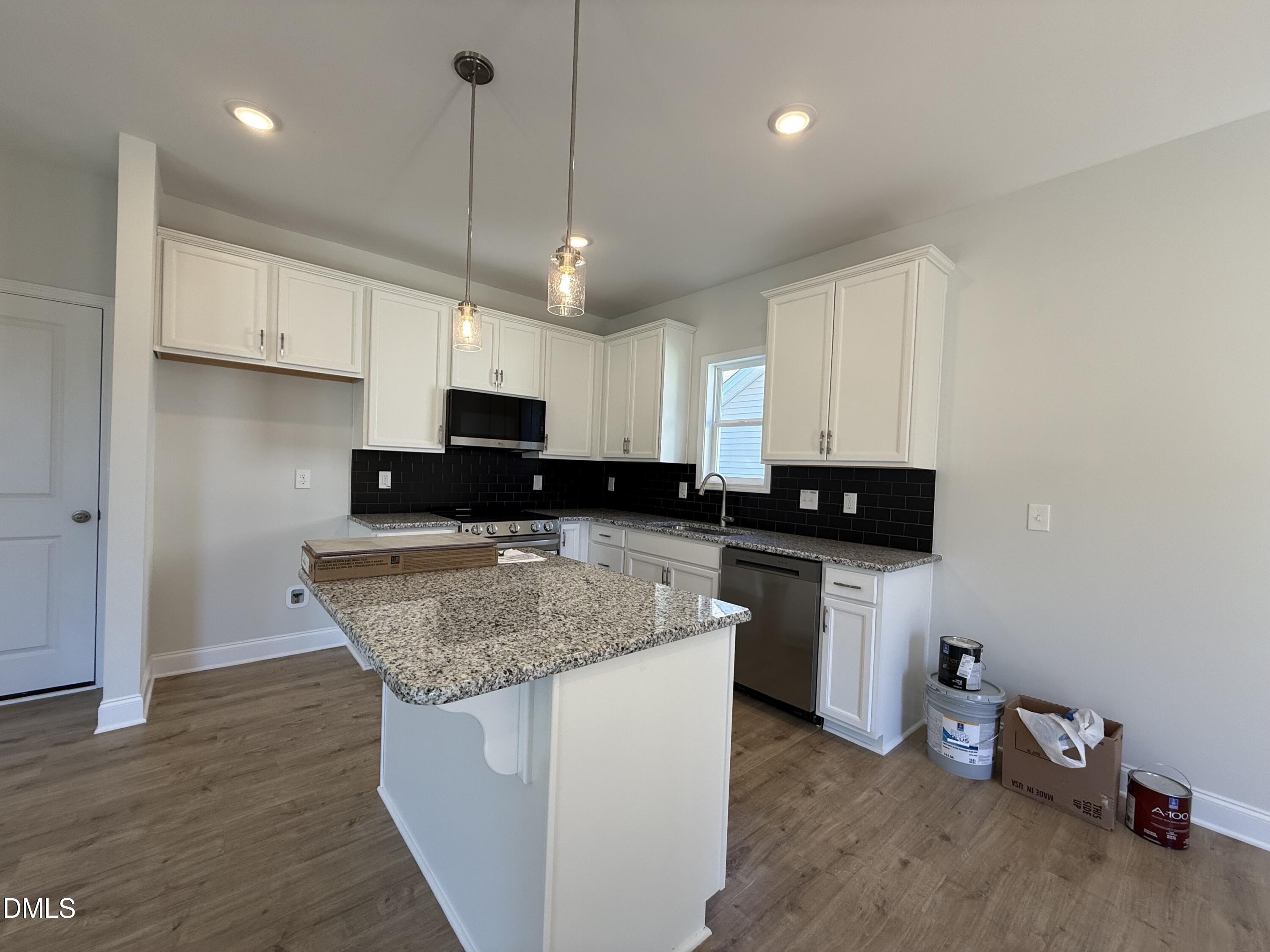 110 Cinnabar Street Property Photo 4