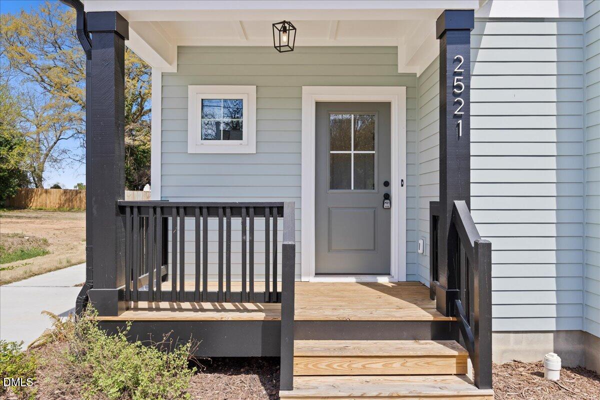 2521 Newbold Street Property Photo 11