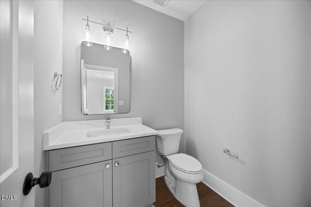 2521 Newbold Street Property Photo 25