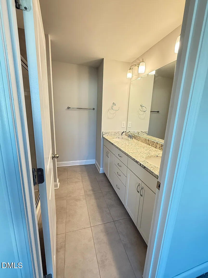 312 King Closer Drive Property Photo 1