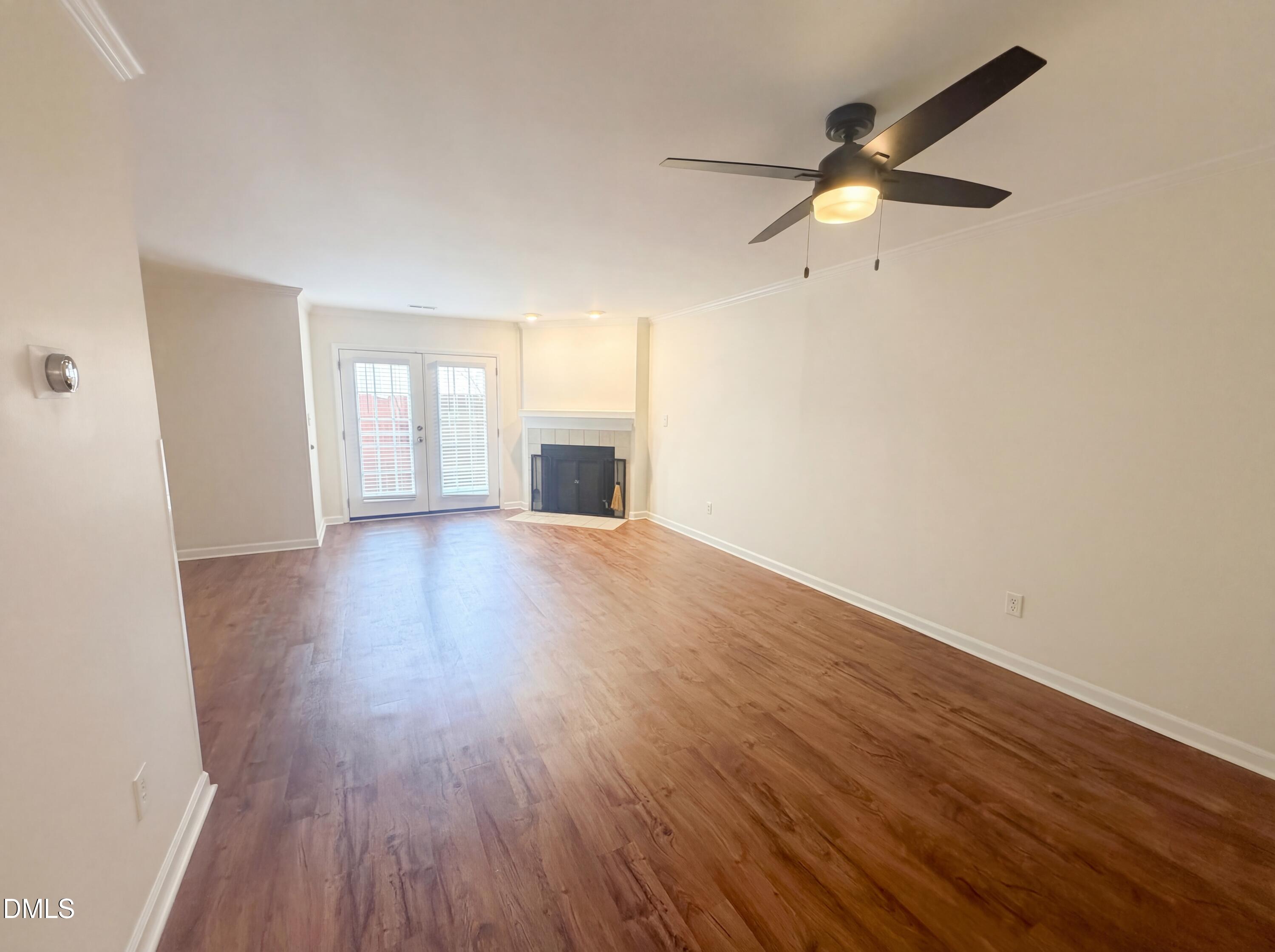 5621 Split Oak Way Property Photo 5