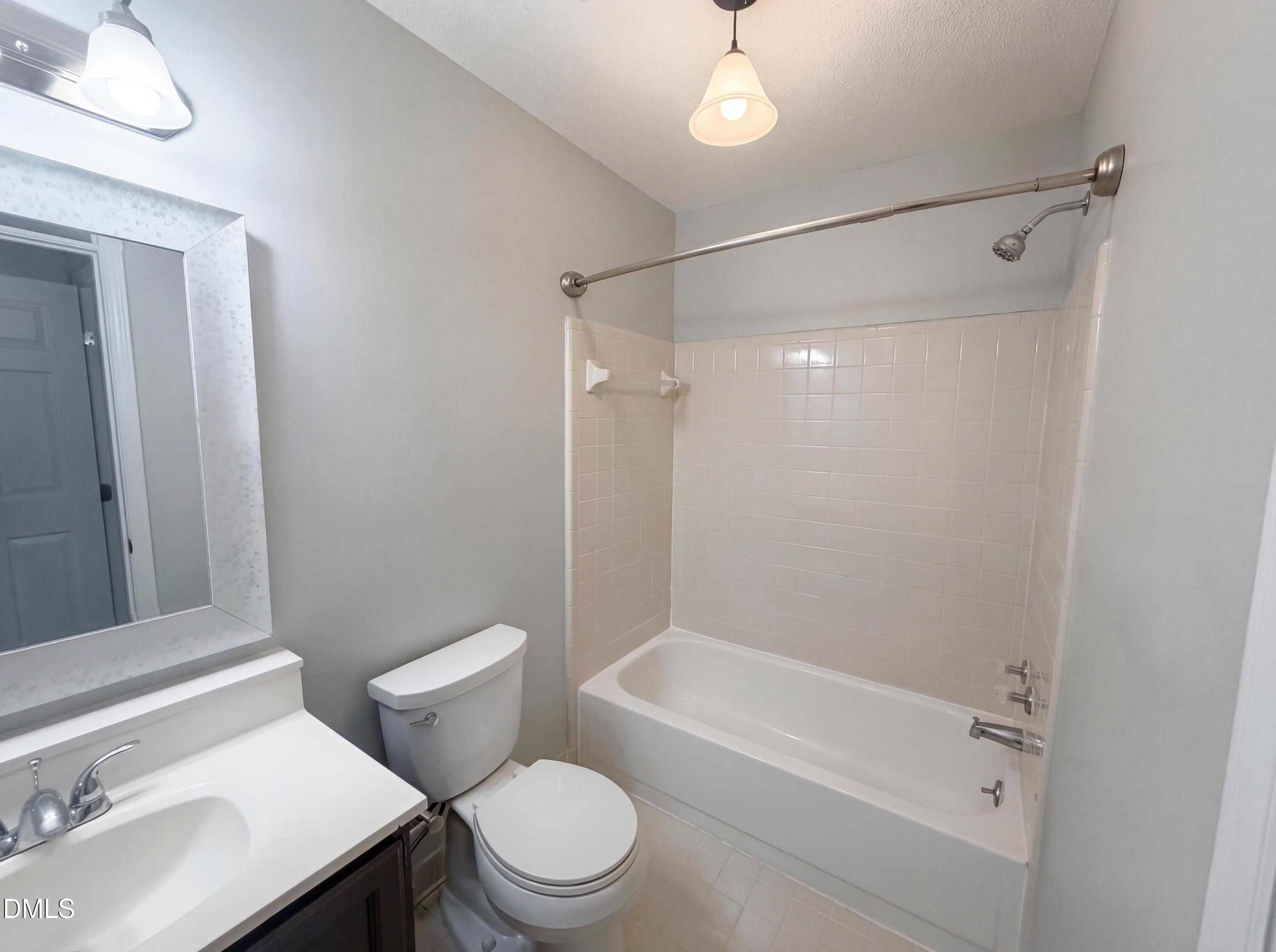 5621 Split Oak Way Property Photo 8