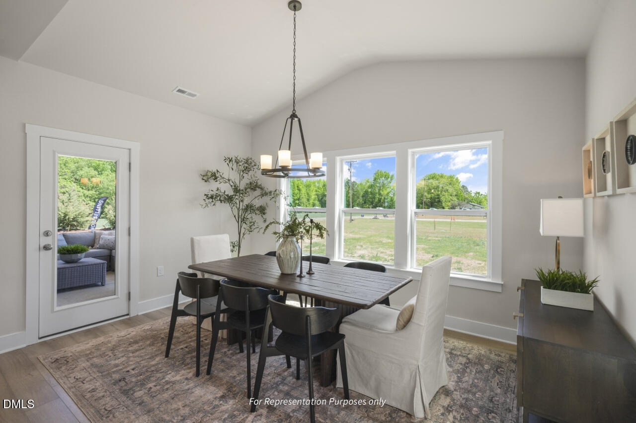 1628 Meadowfern Place Property Photo 10