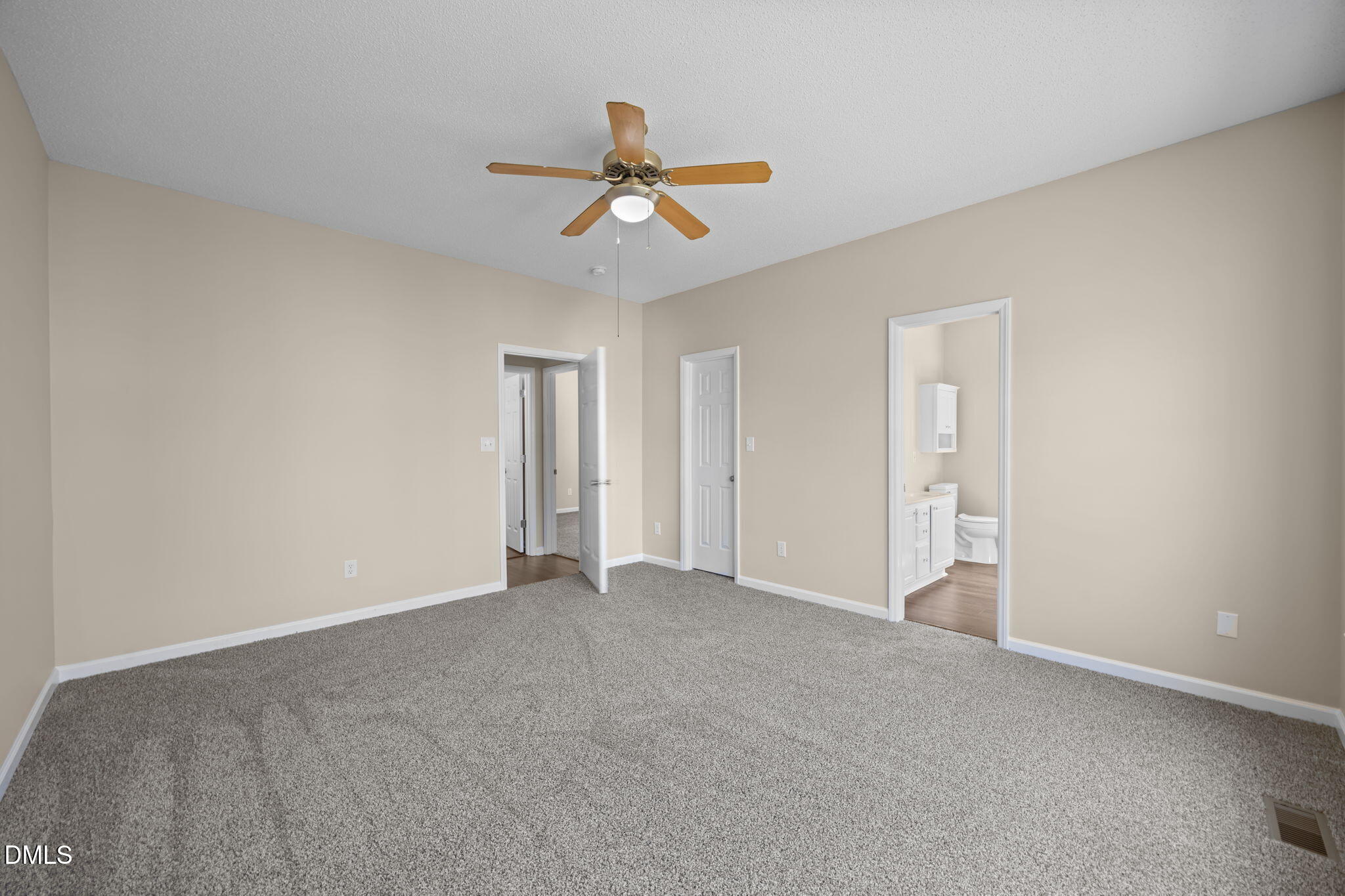 96 Clarence Lane Property Photo 16
