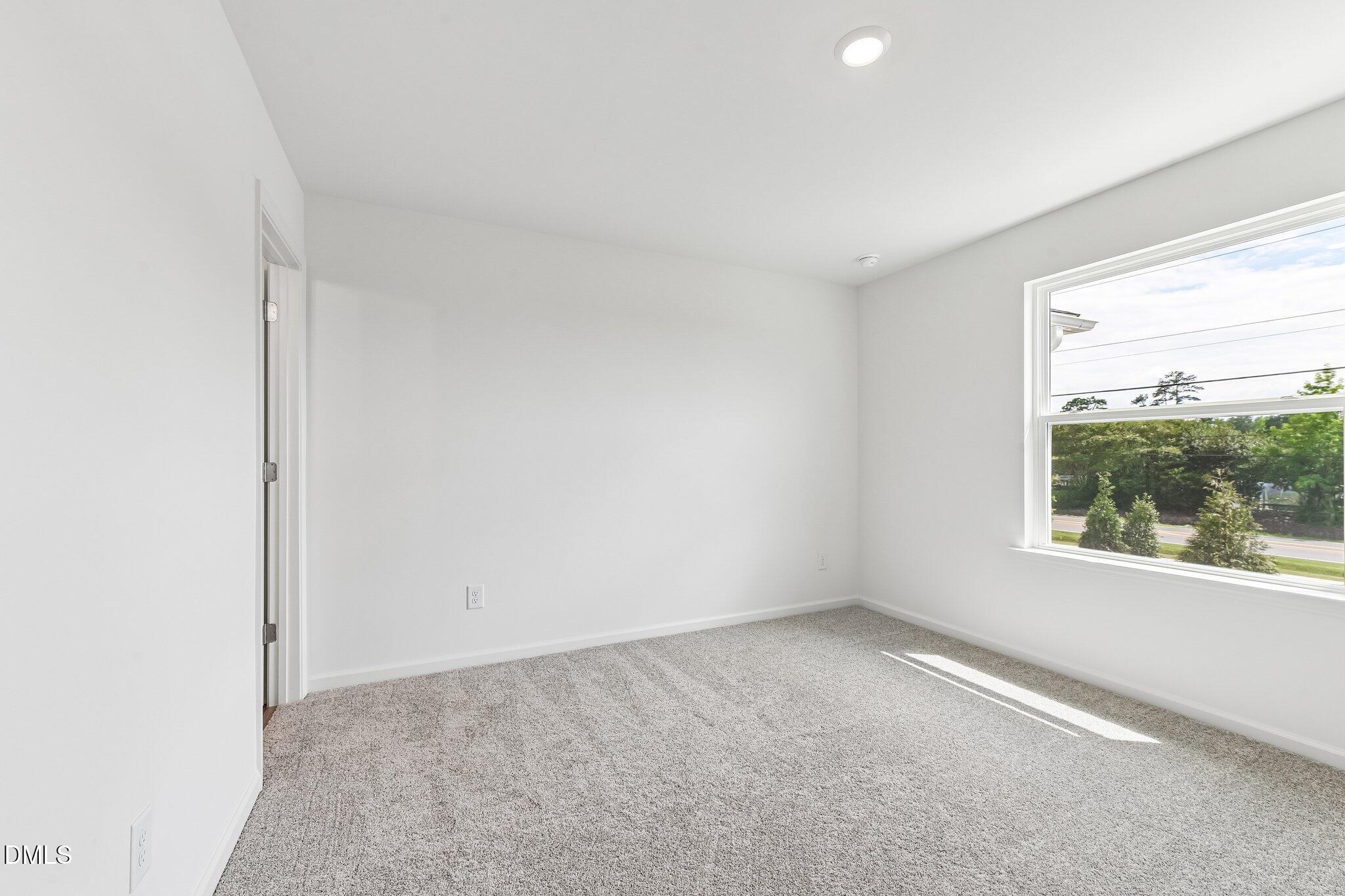 2028 Oakdale Drive Property Photo 17