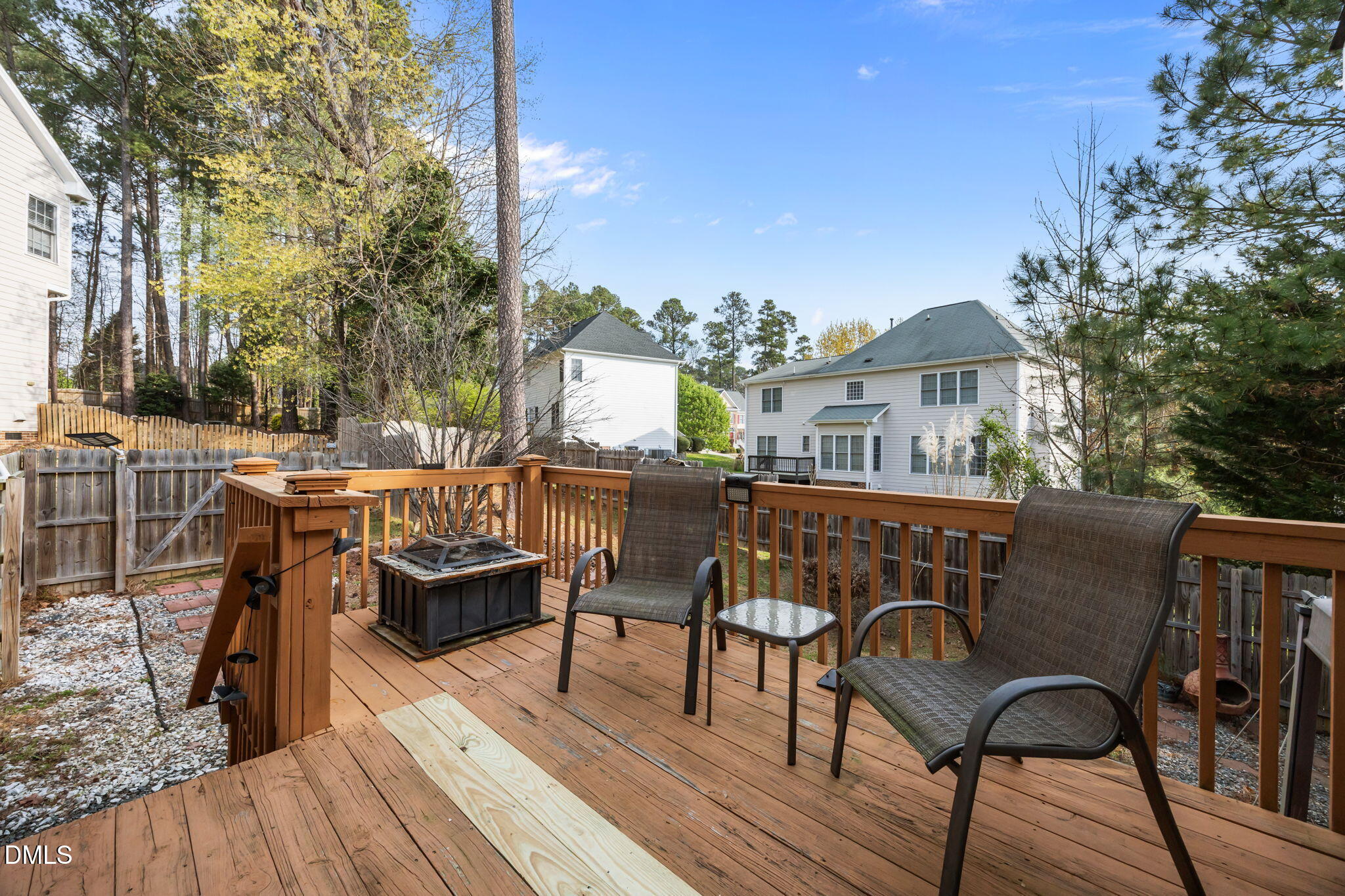 6 Upton Court Property Photo 35