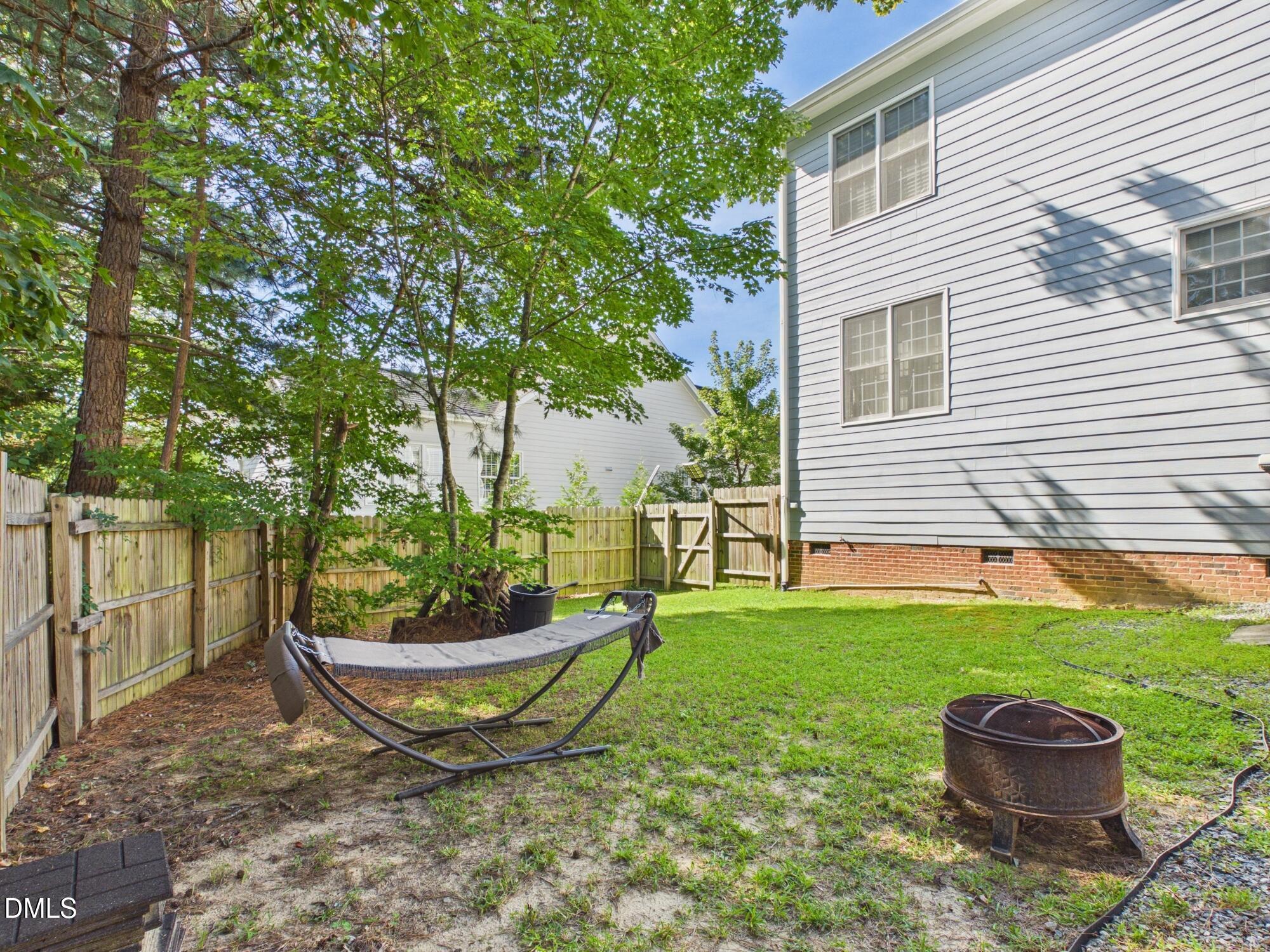 6 Upton Court Property Photo 41