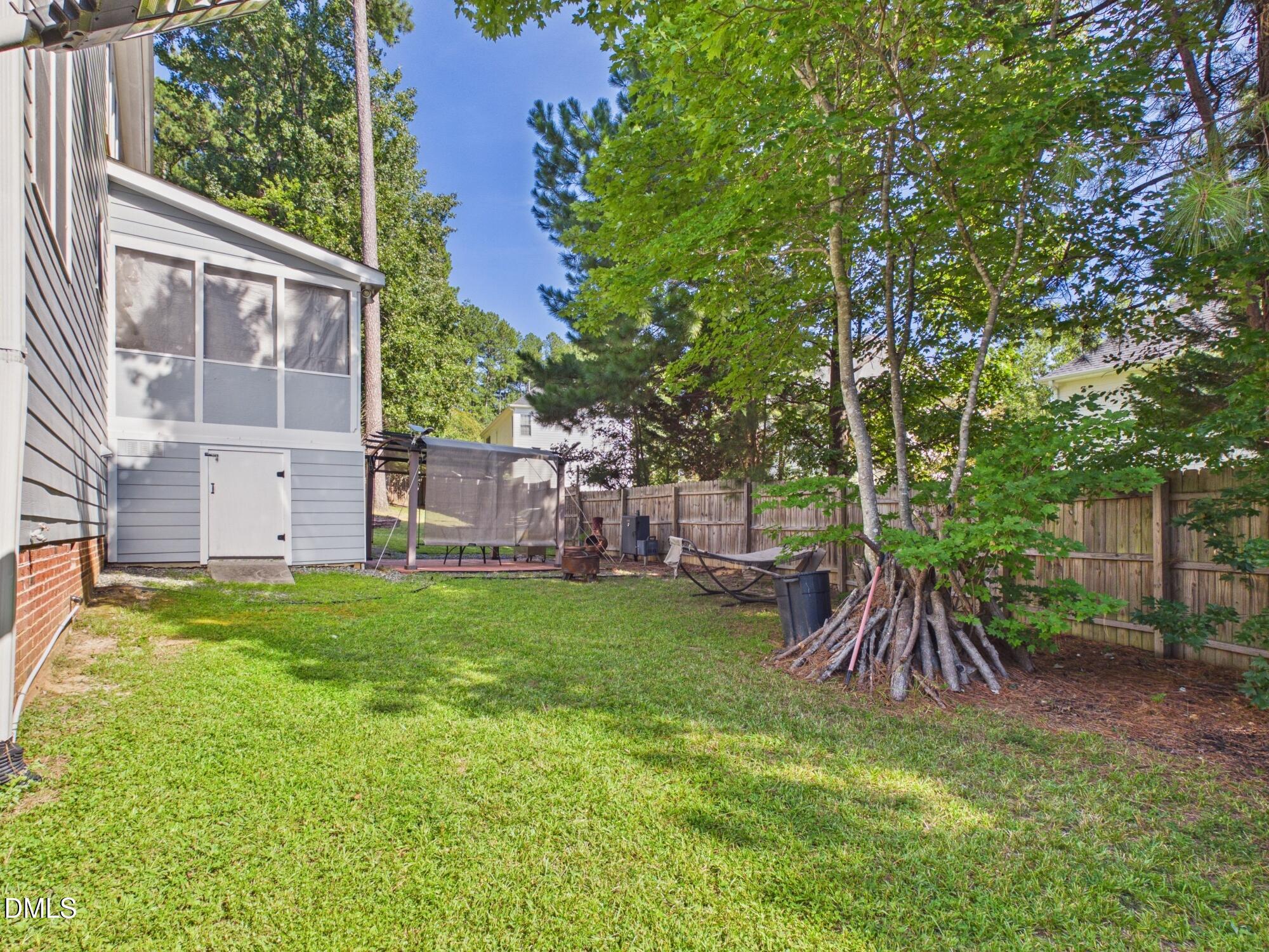 6 Upton Court Property Photo 43