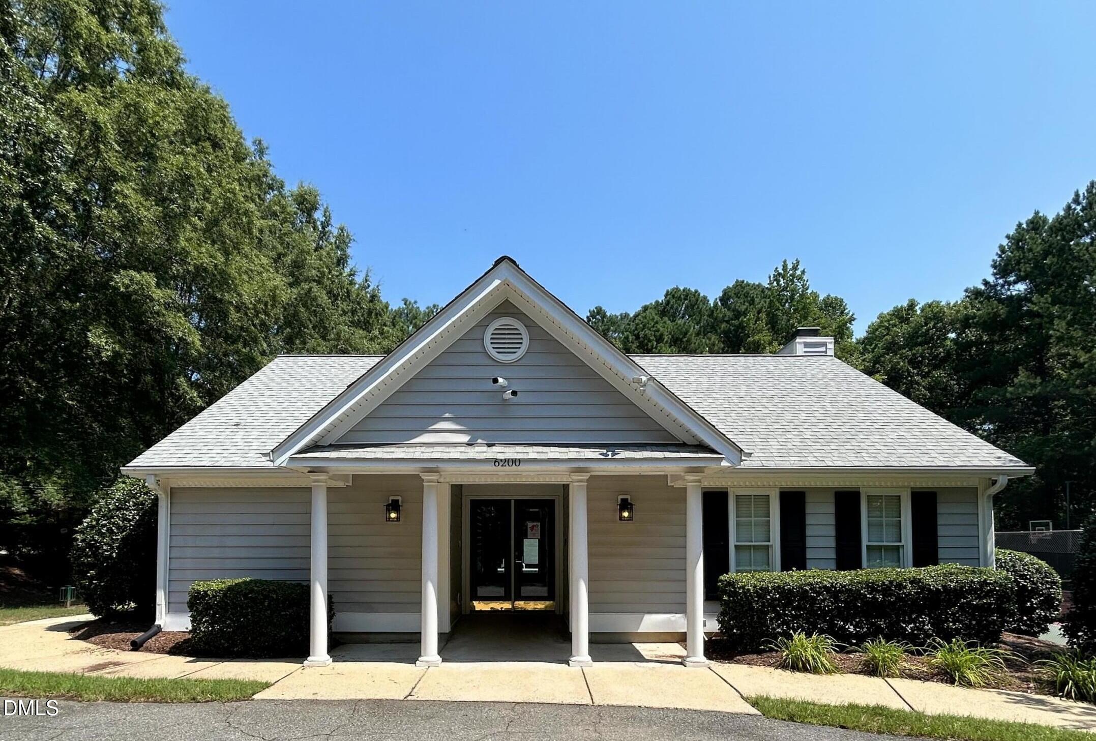 6 Upton Court Property Photo 45