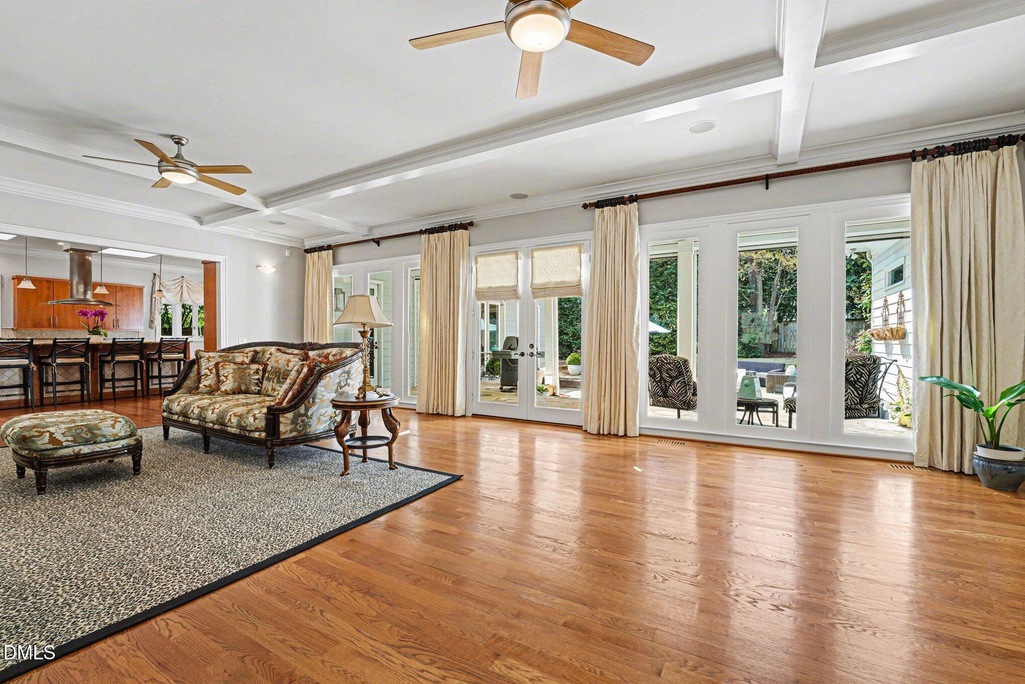 3207 Sussex Road Property Photo 11