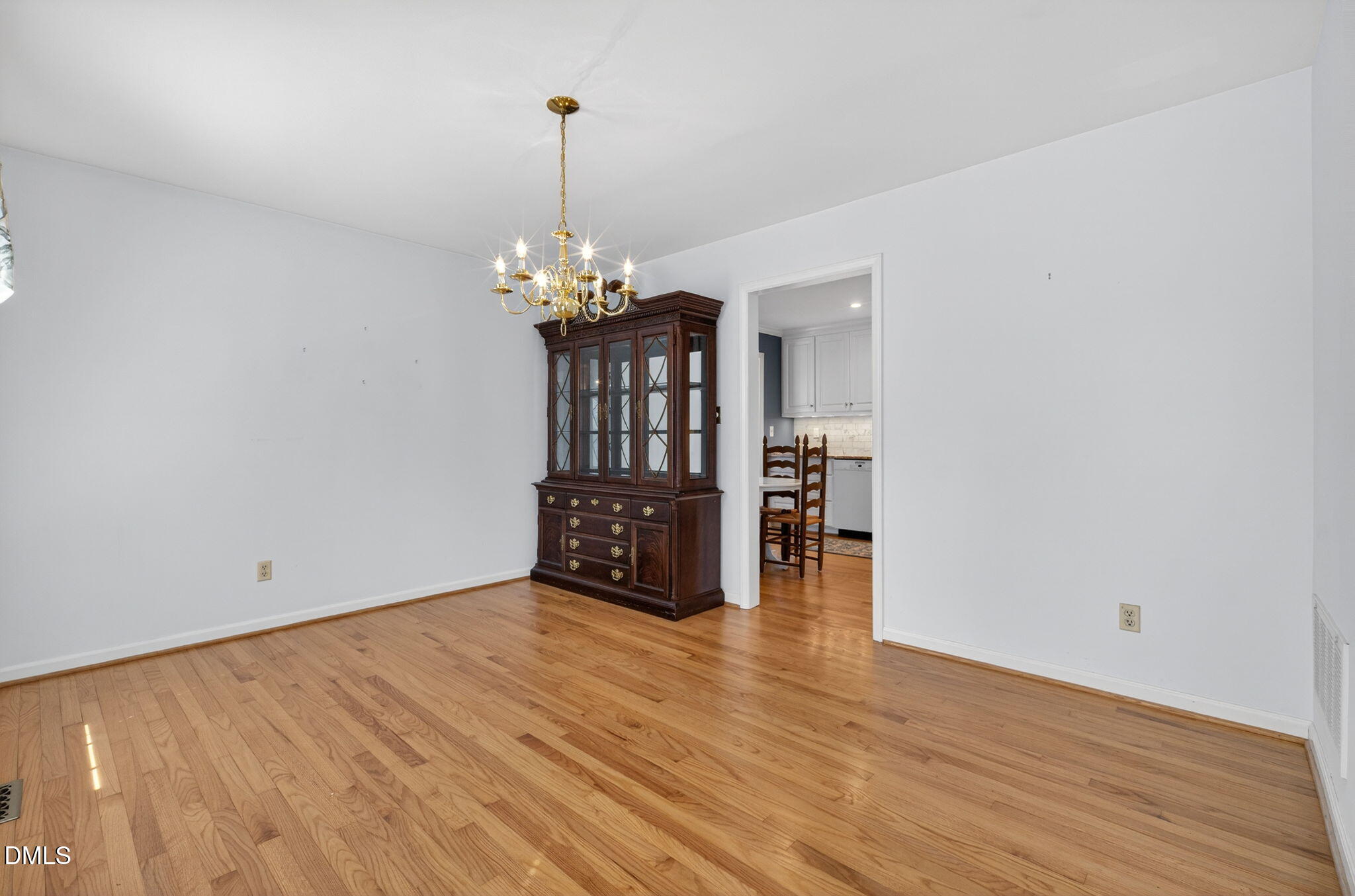417 Crescent Court Property Photo 10