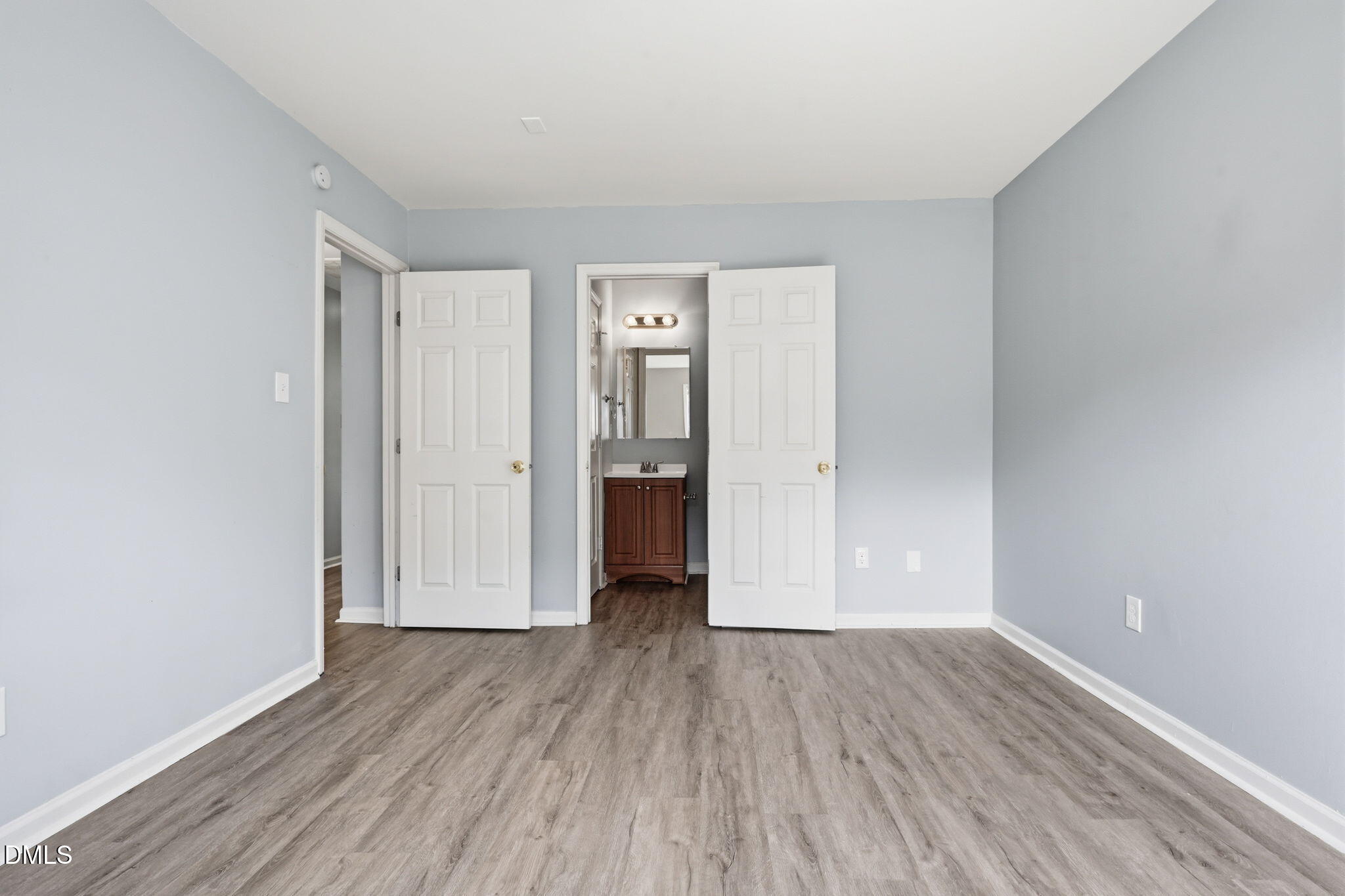 2826 Herndon Village Way Property Photo 12