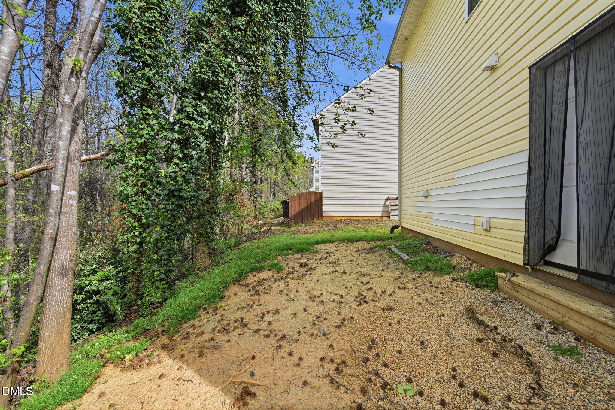 2826 Herndon Village Way Property Photo 25