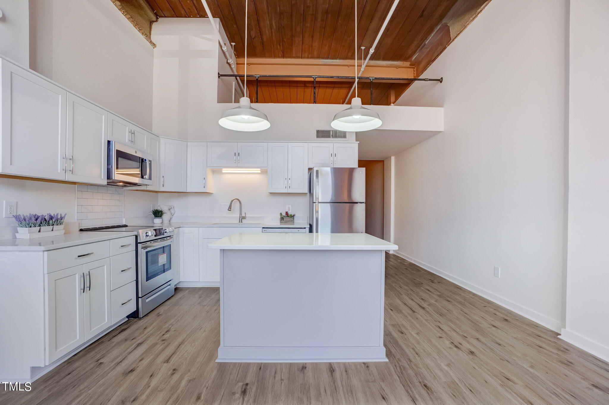 500 N Duke Street Apt 53-105 Property Photo 11