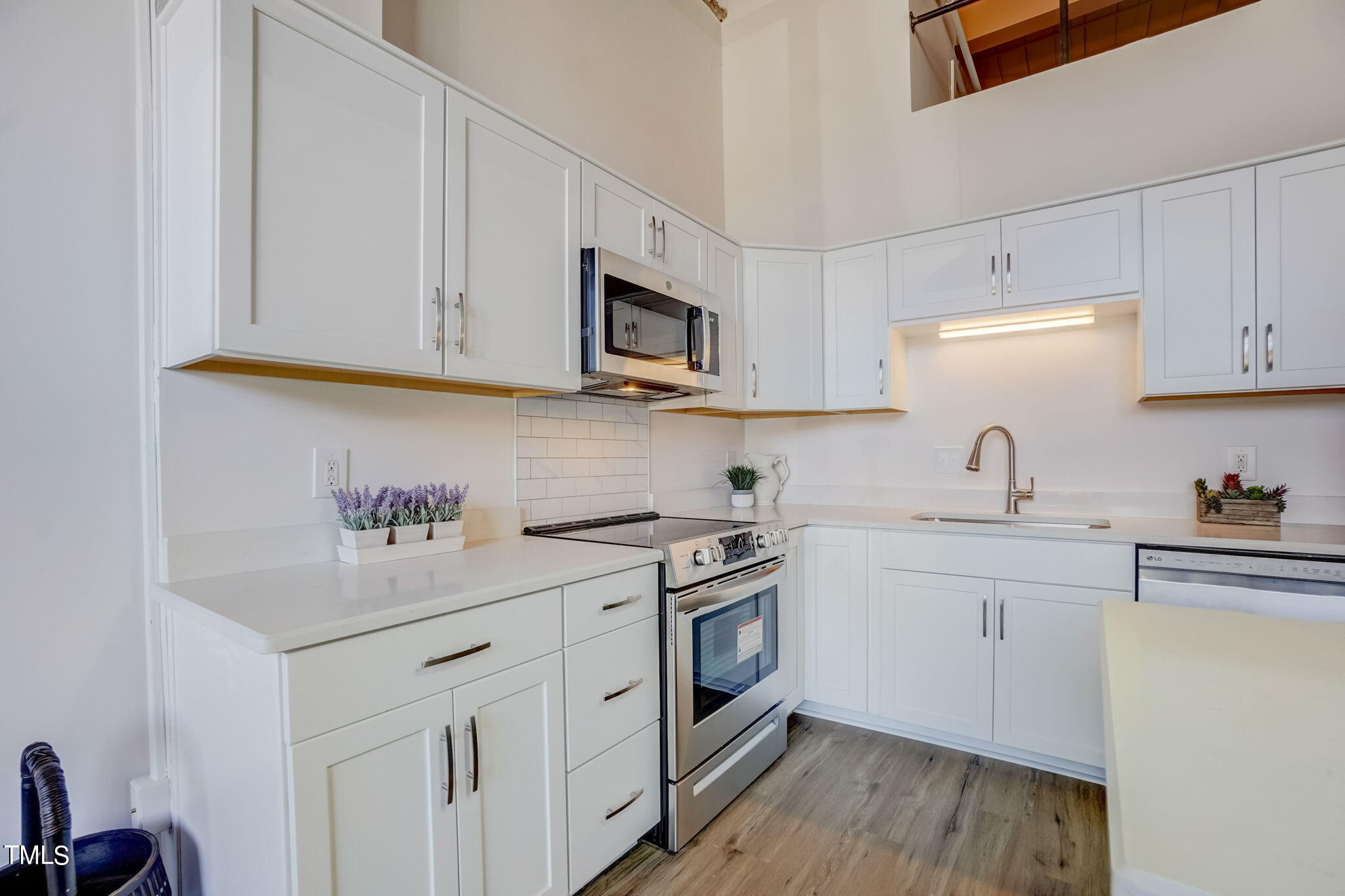 500 N Duke Street Apt 53-105 Property Photo 12