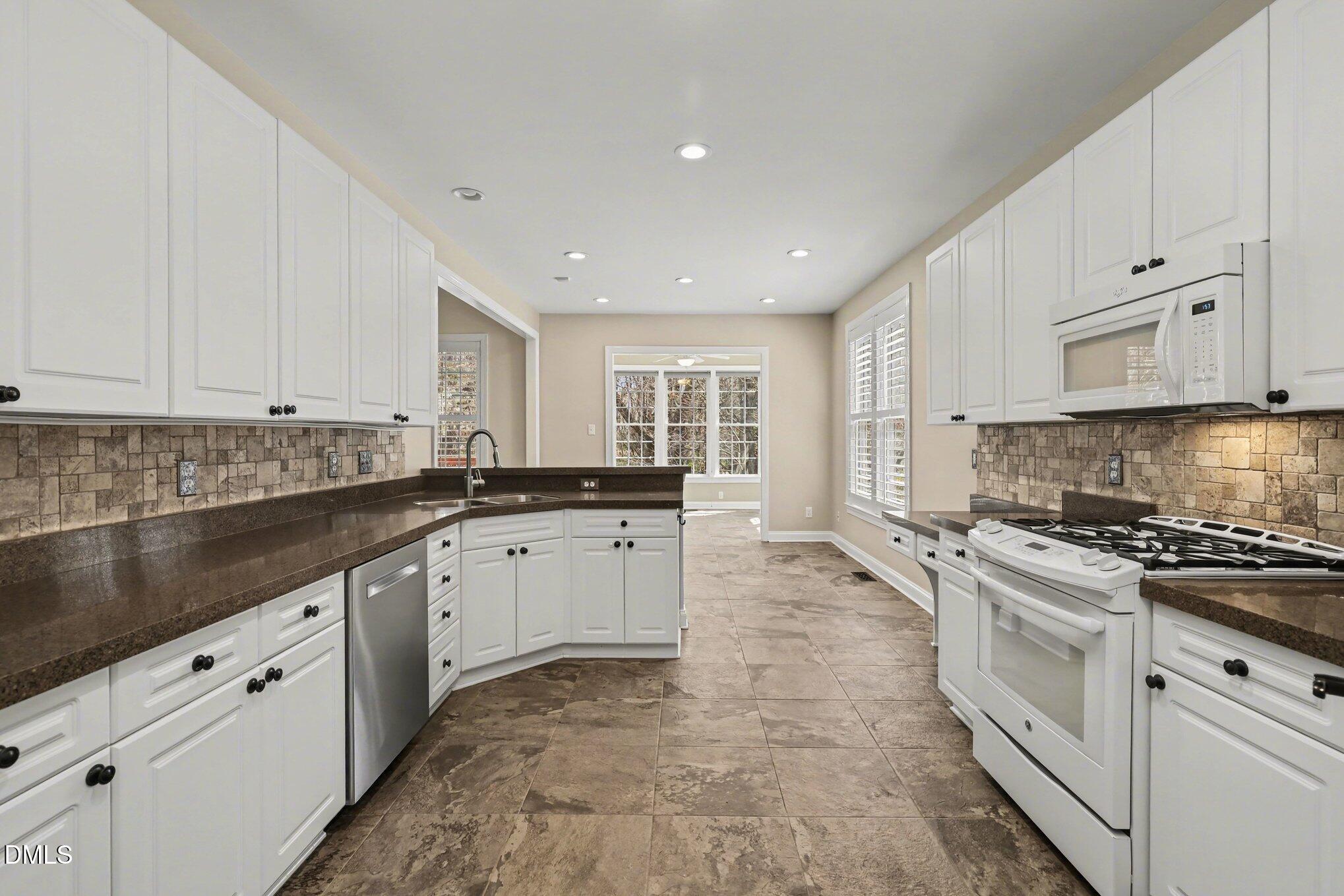 7804 Milltrace Run Property Photo 10