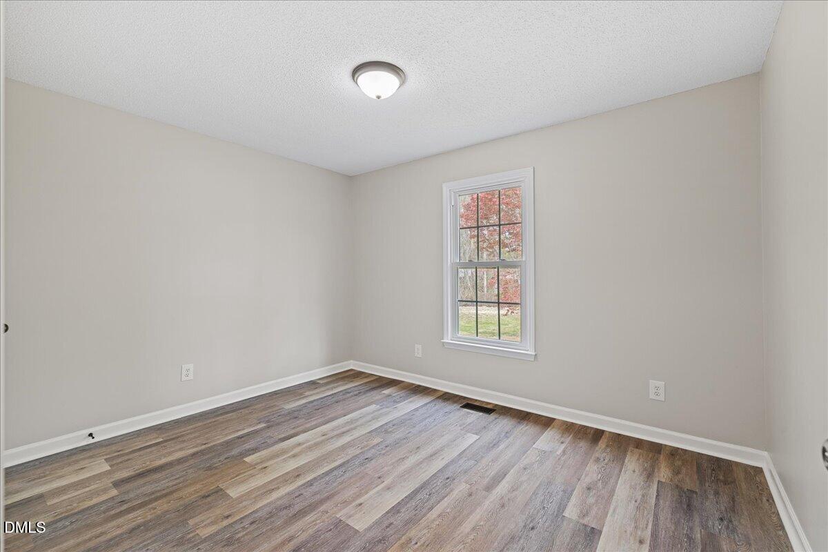 209 Hunters Farm Drive Property Photo 25