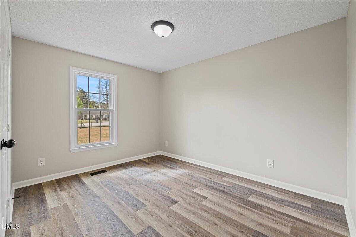 209 Hunters Farm Drive Property Photo 28