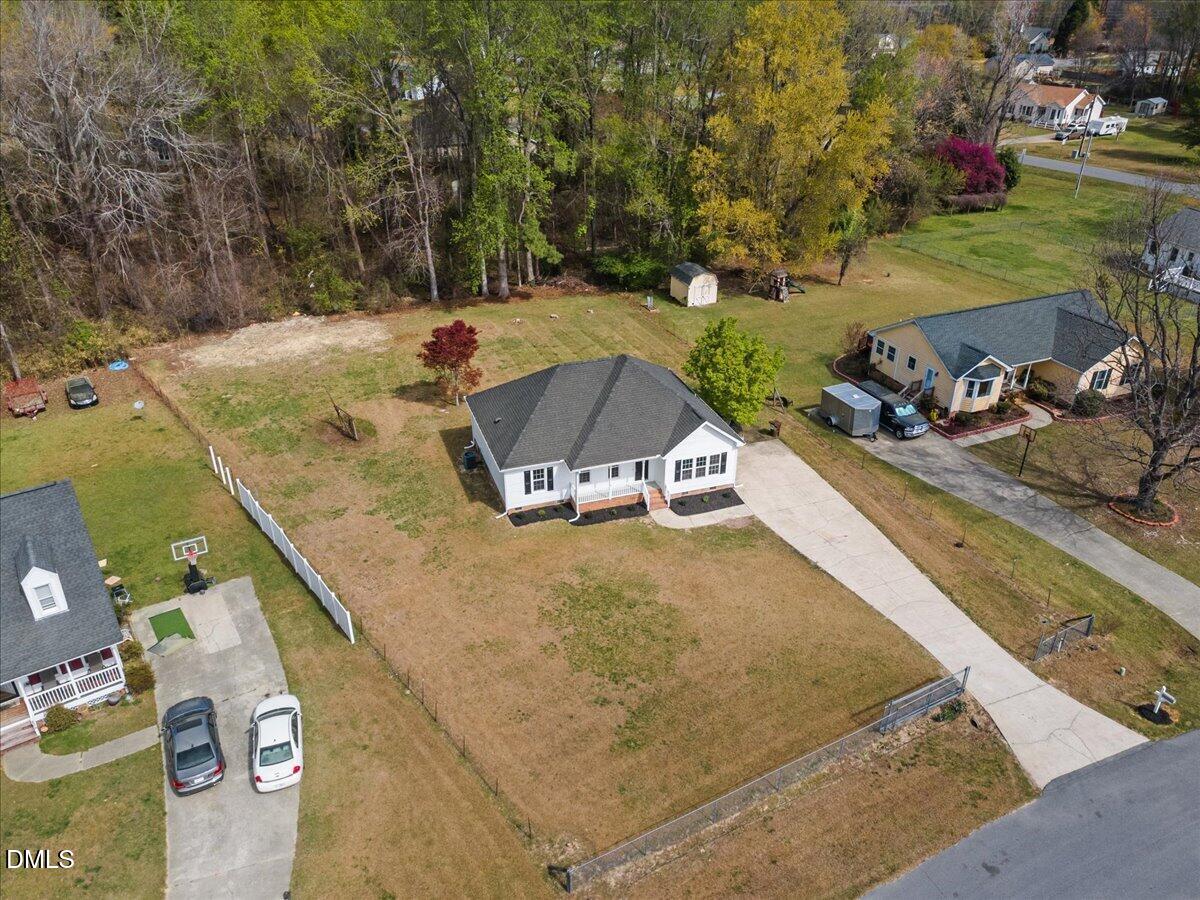 209 Hunters Farm Drive Property Photo 35