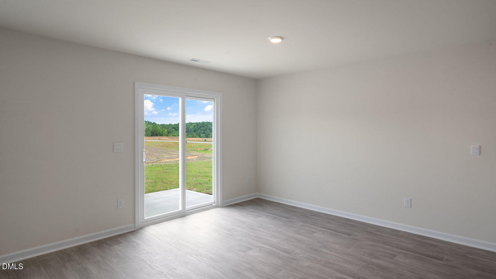 36 Green Laurel Drive Property Photo 13