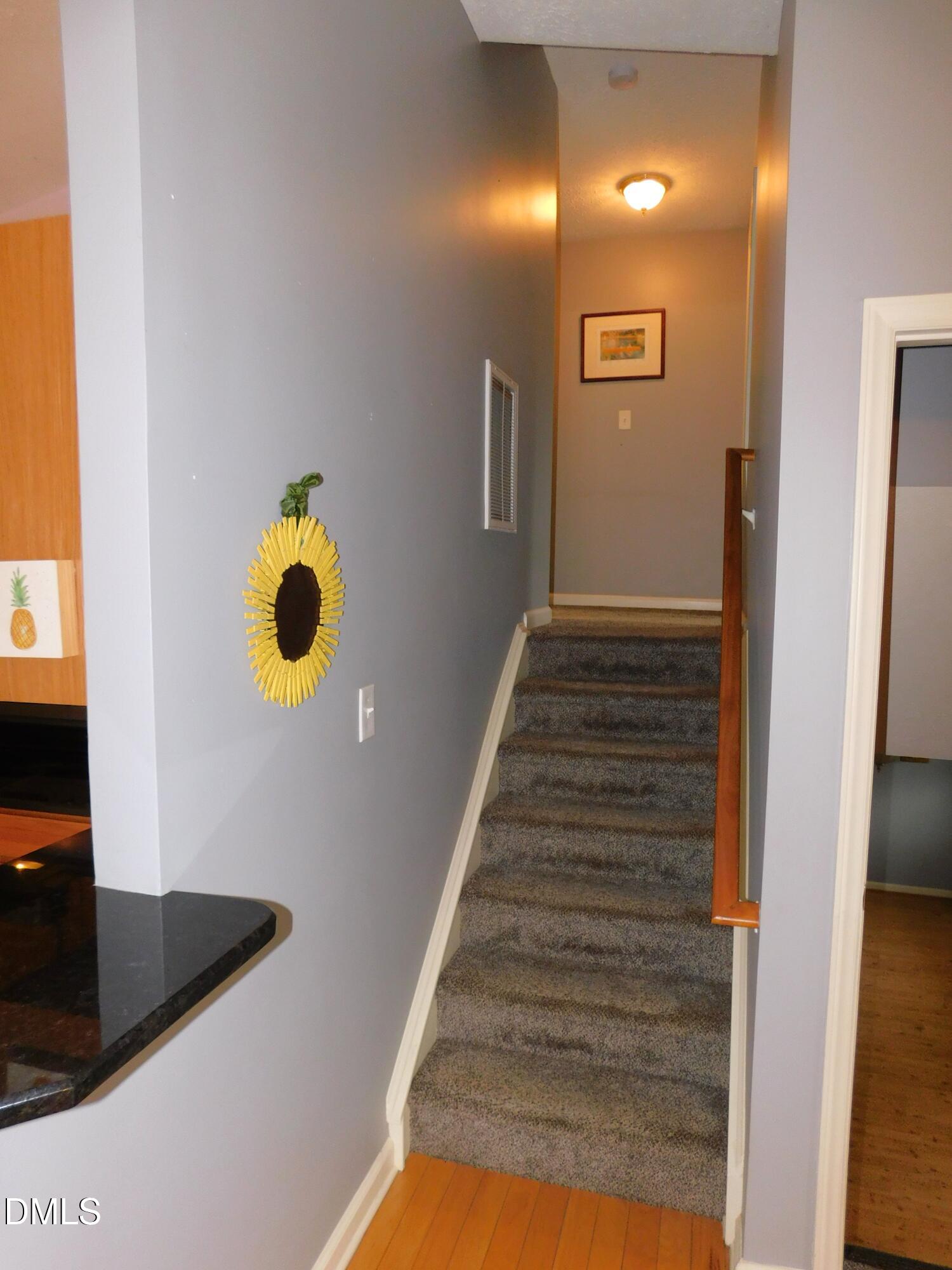94 Silverstone Drive Property Photo 17