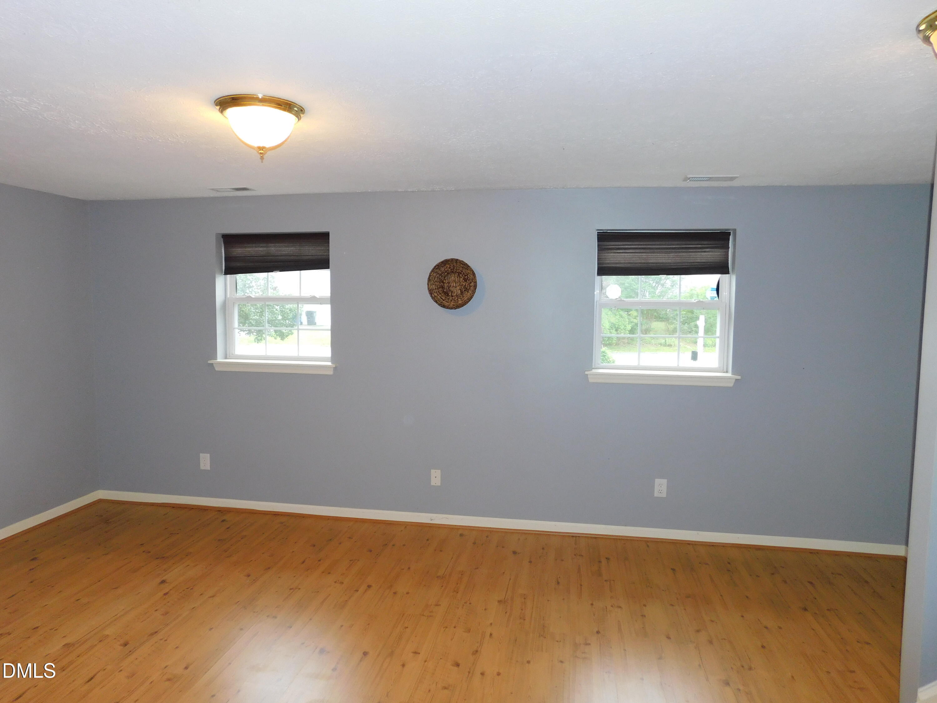 94 Silverstone Drive Property Photo 28