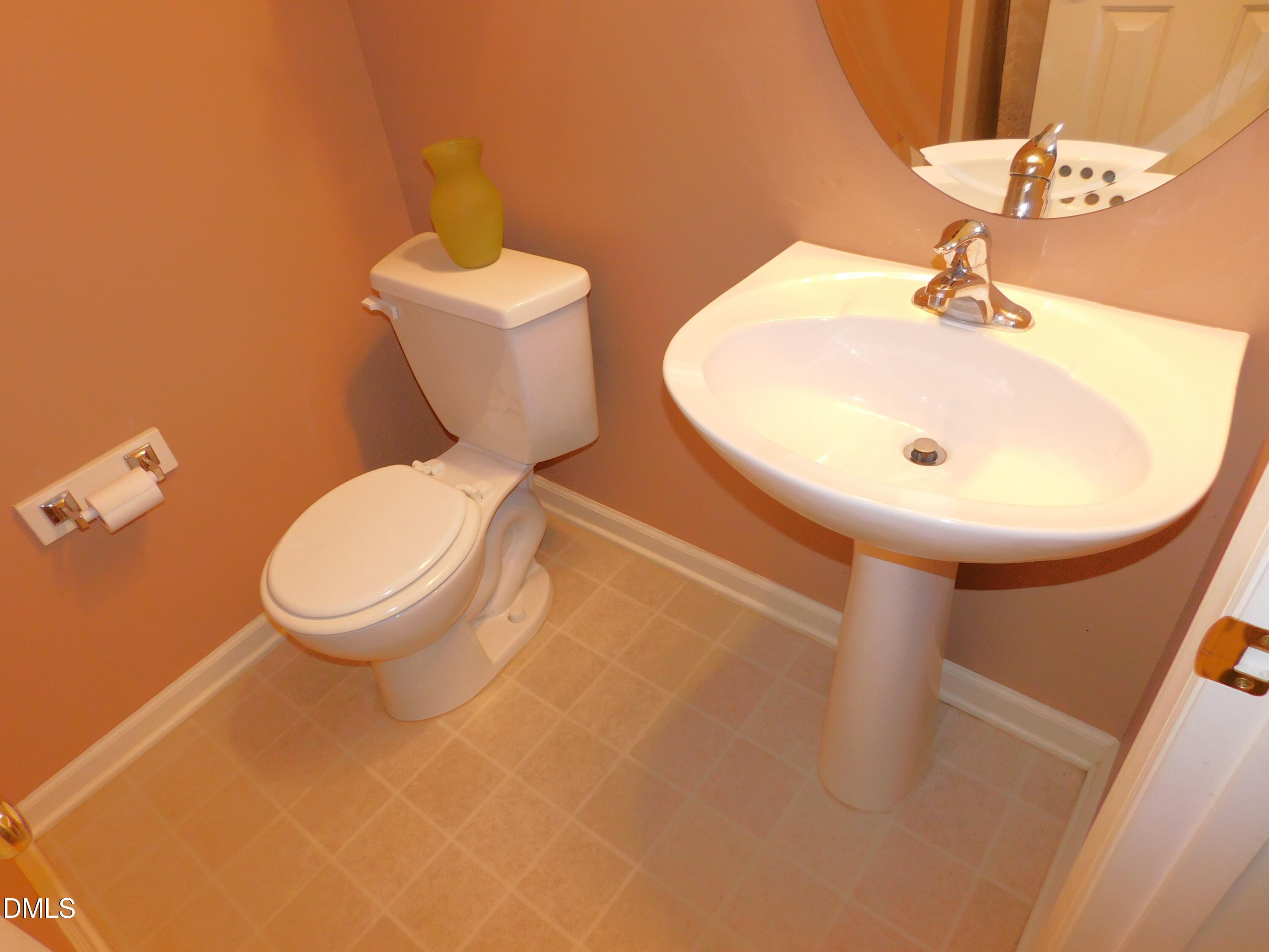 94 Silverstone Drive Property Photo 31