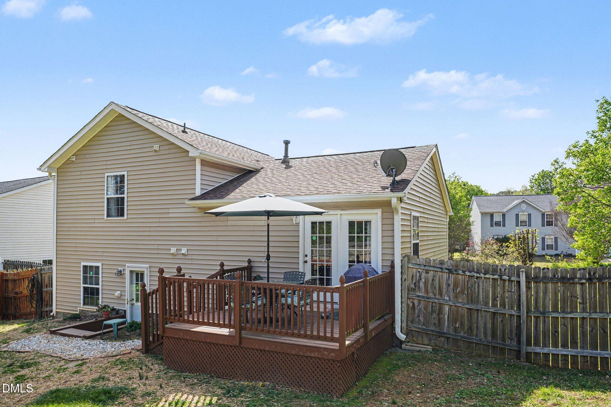 94 Silverstone Drive Property Photo 36
