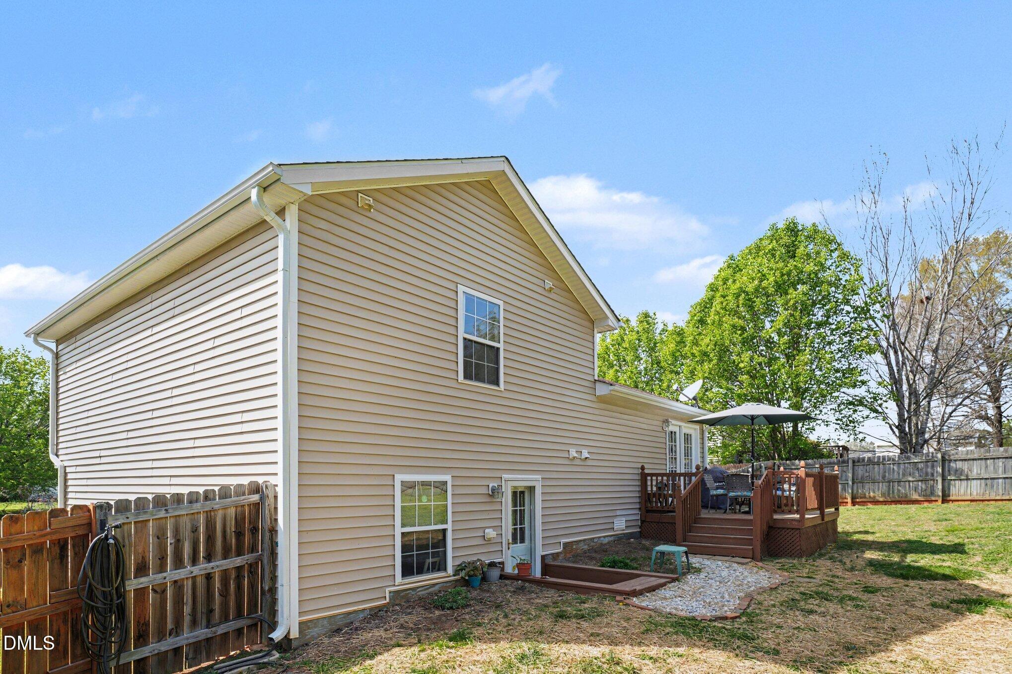 94 Silverstone Drive Property Photo 38