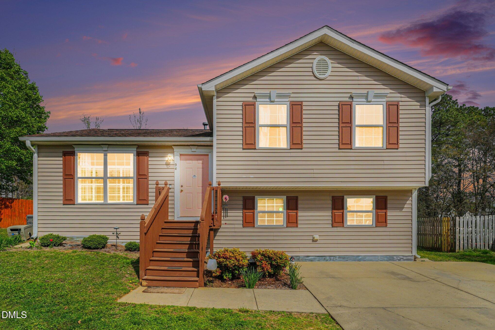94 Silverstone Drive Property Photo 45