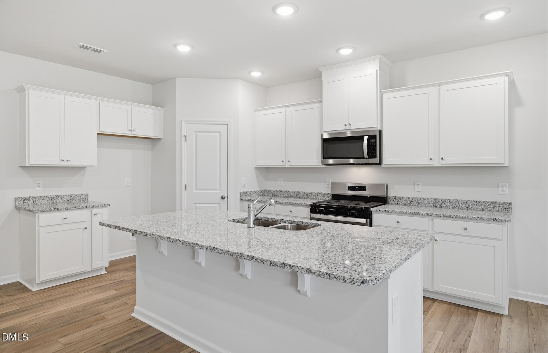 1148 Lancashire Grove Place Property Photo 6