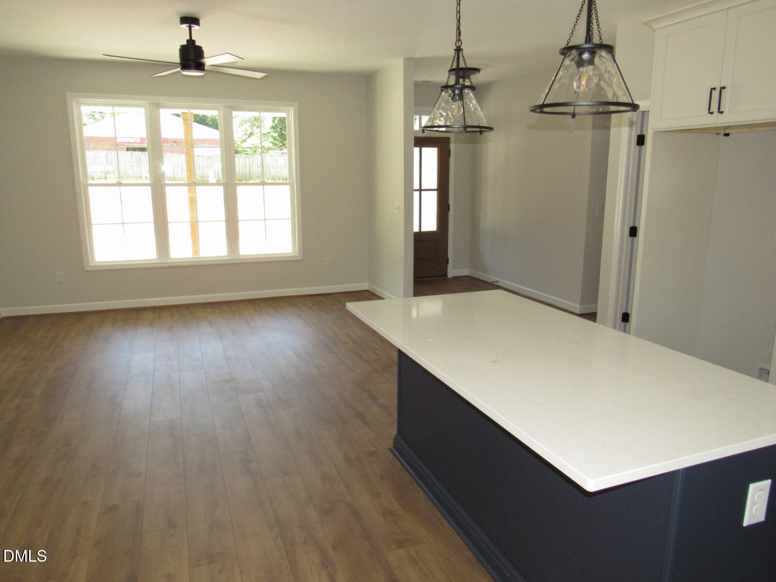 308 S Elm Street Property Photo 9