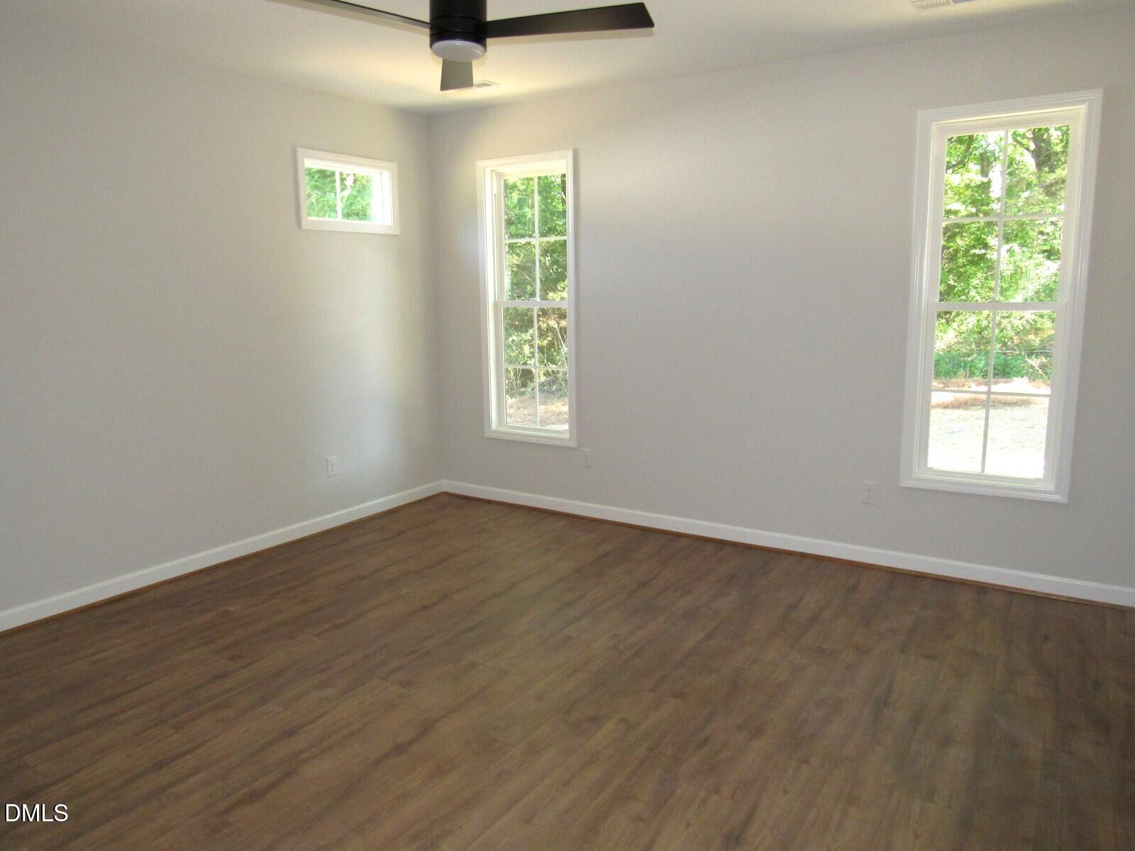 308 S Elm Street Property Photo 14