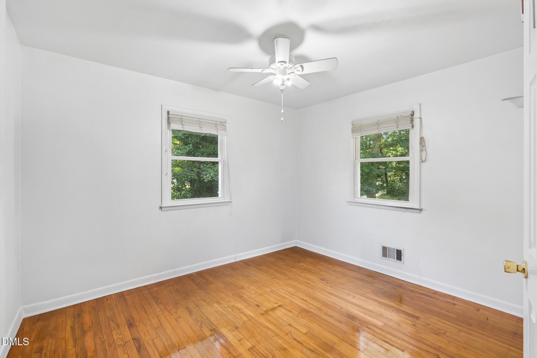 112 E Franklin Street Property Photo 21
