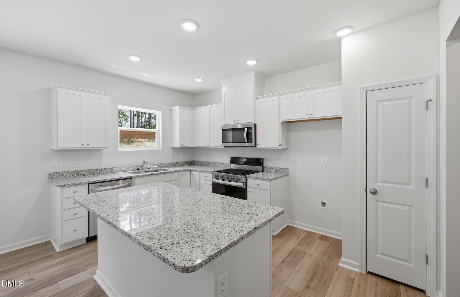 1152 Lancashire Grove Place Property Photo 19