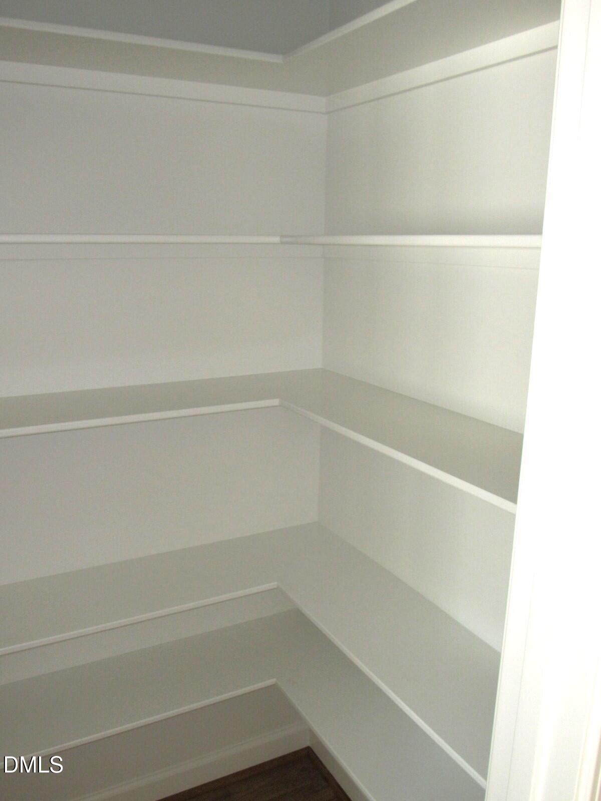 302 S Elm Street Property Photo 11