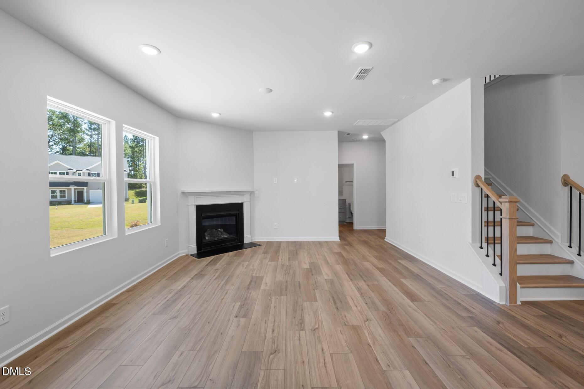 204 Armorial Court Property Photo 9