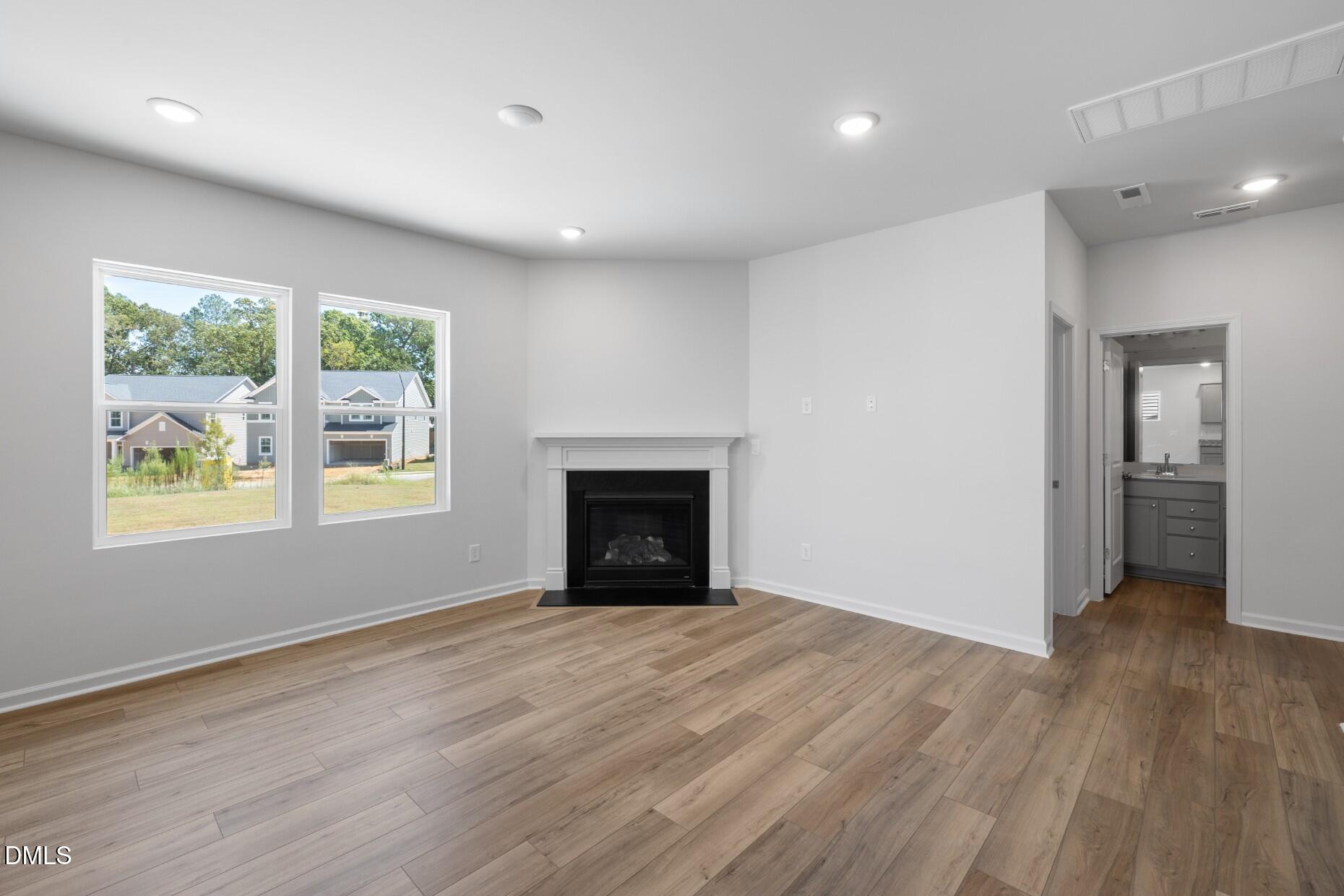 204 Armorial Court Property Photo 10
