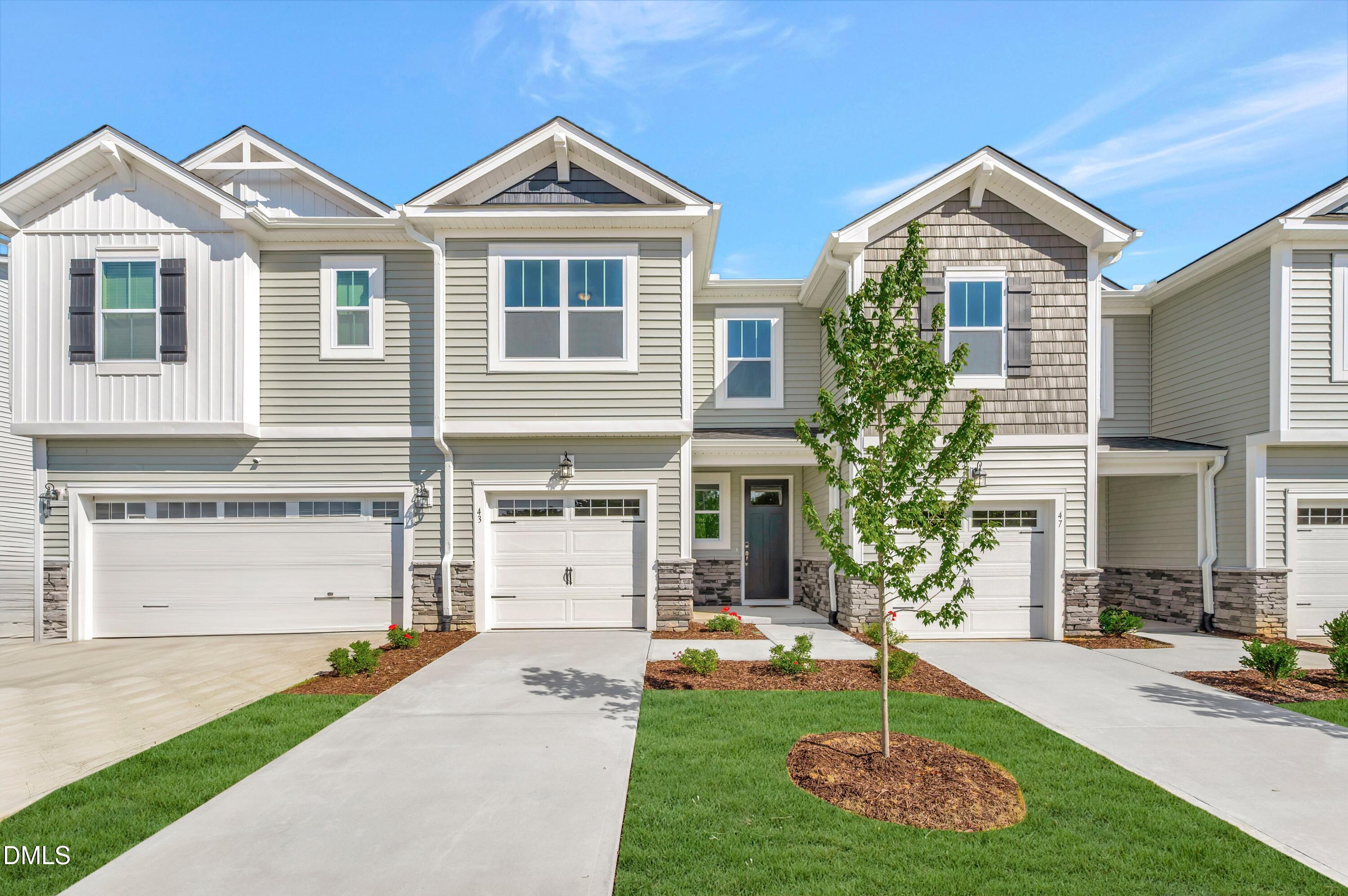 43 Ara Court 209 Property Photo 1